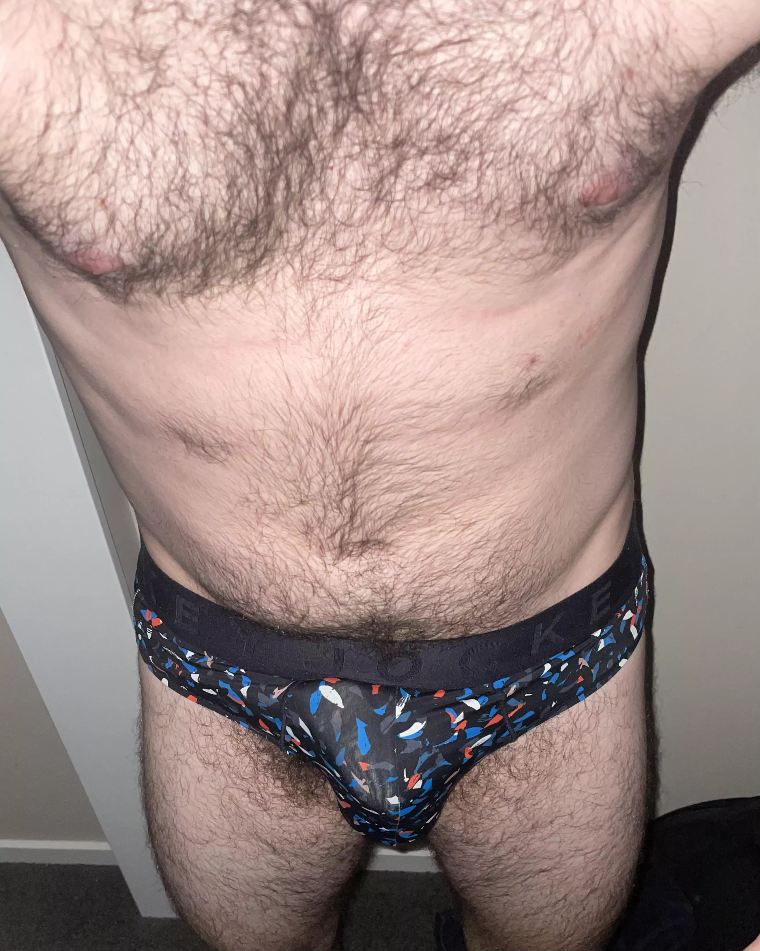 Anyone like a hairy bro in his briefs?