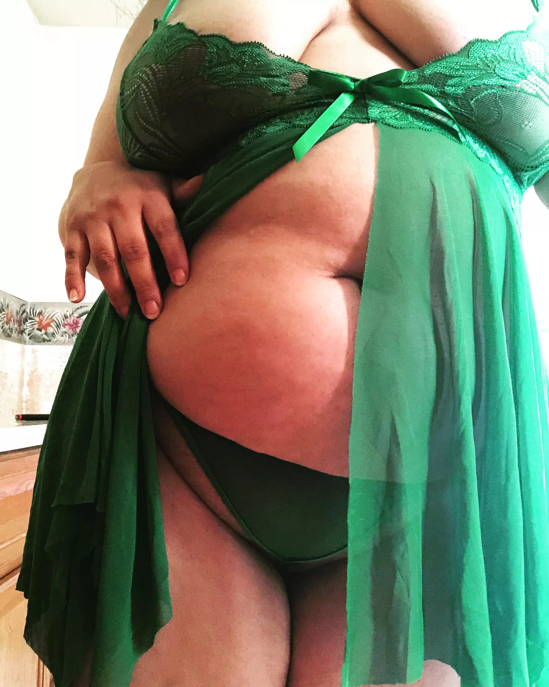 Anyone like the extra curves? ☘️💚