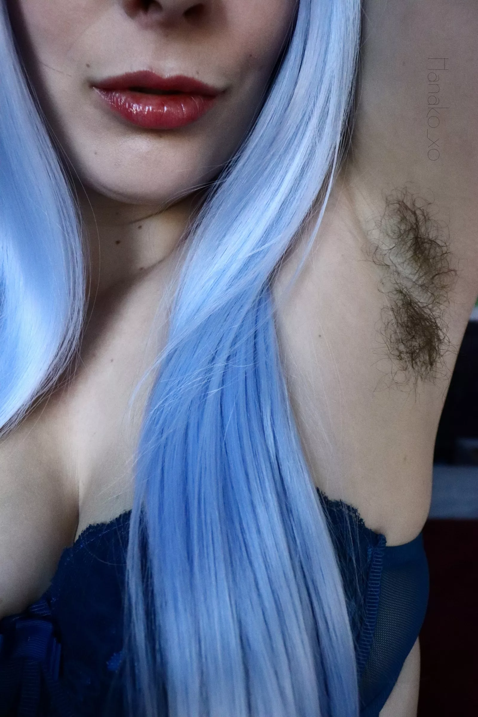 Are hairy armpits admired here?