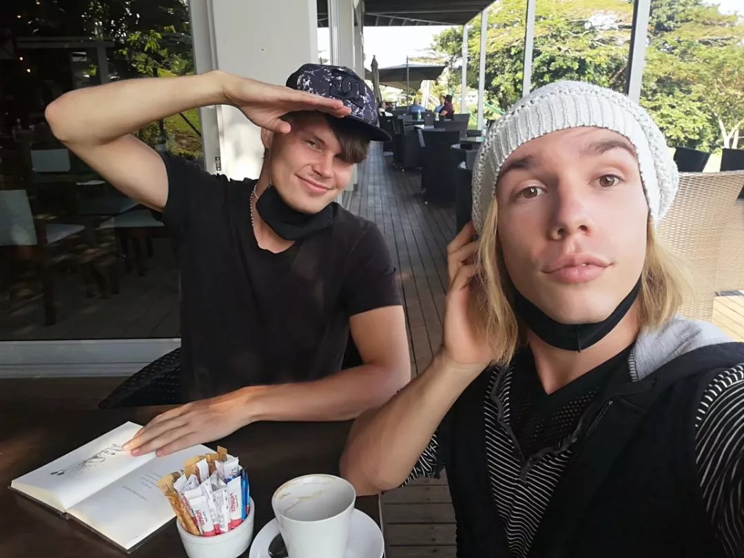 are we cute boyfriends? coffee dates for the win â˜•â¤ï¸