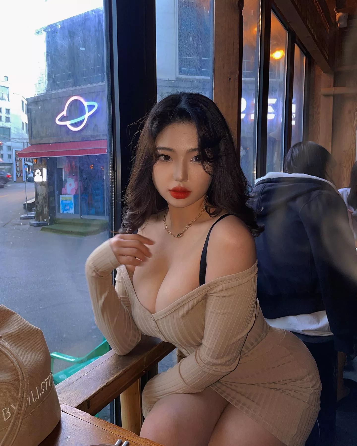 Asian cleavage