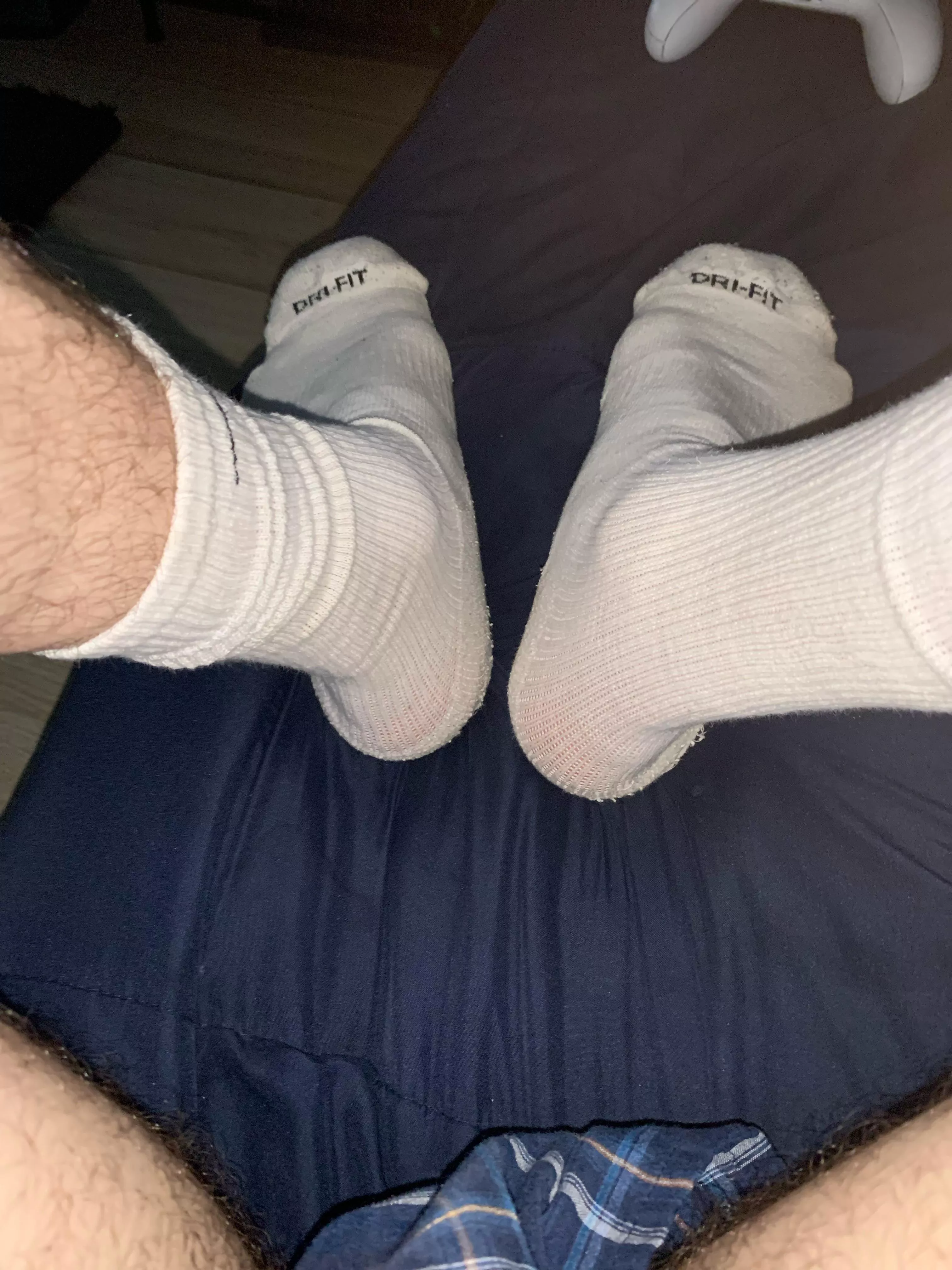 Athlete feet , dm for cock / feet vids