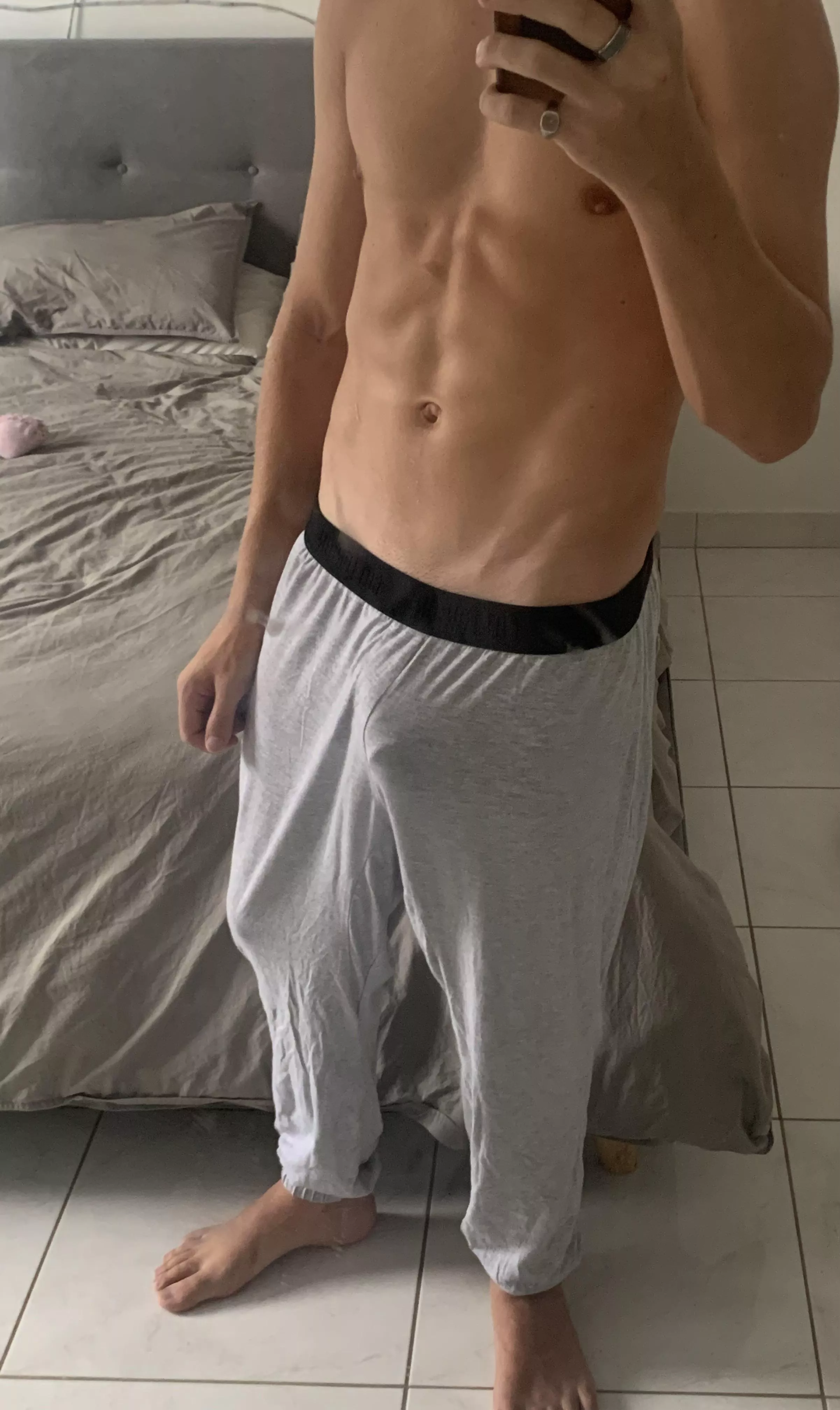 Australian Autumn means grey trackies💕