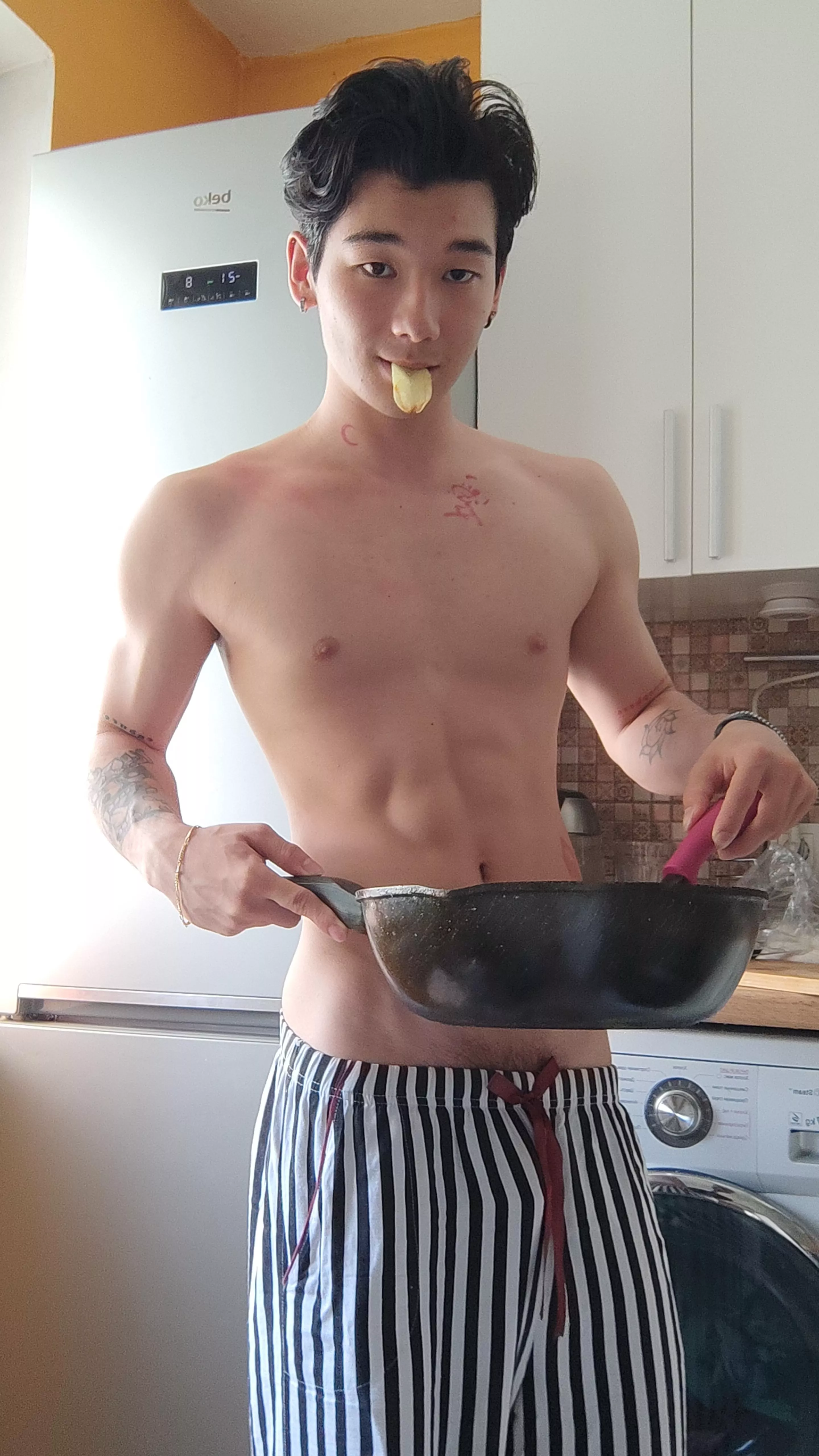 babe, breakfast gonna be ready soon🧑‍🍳