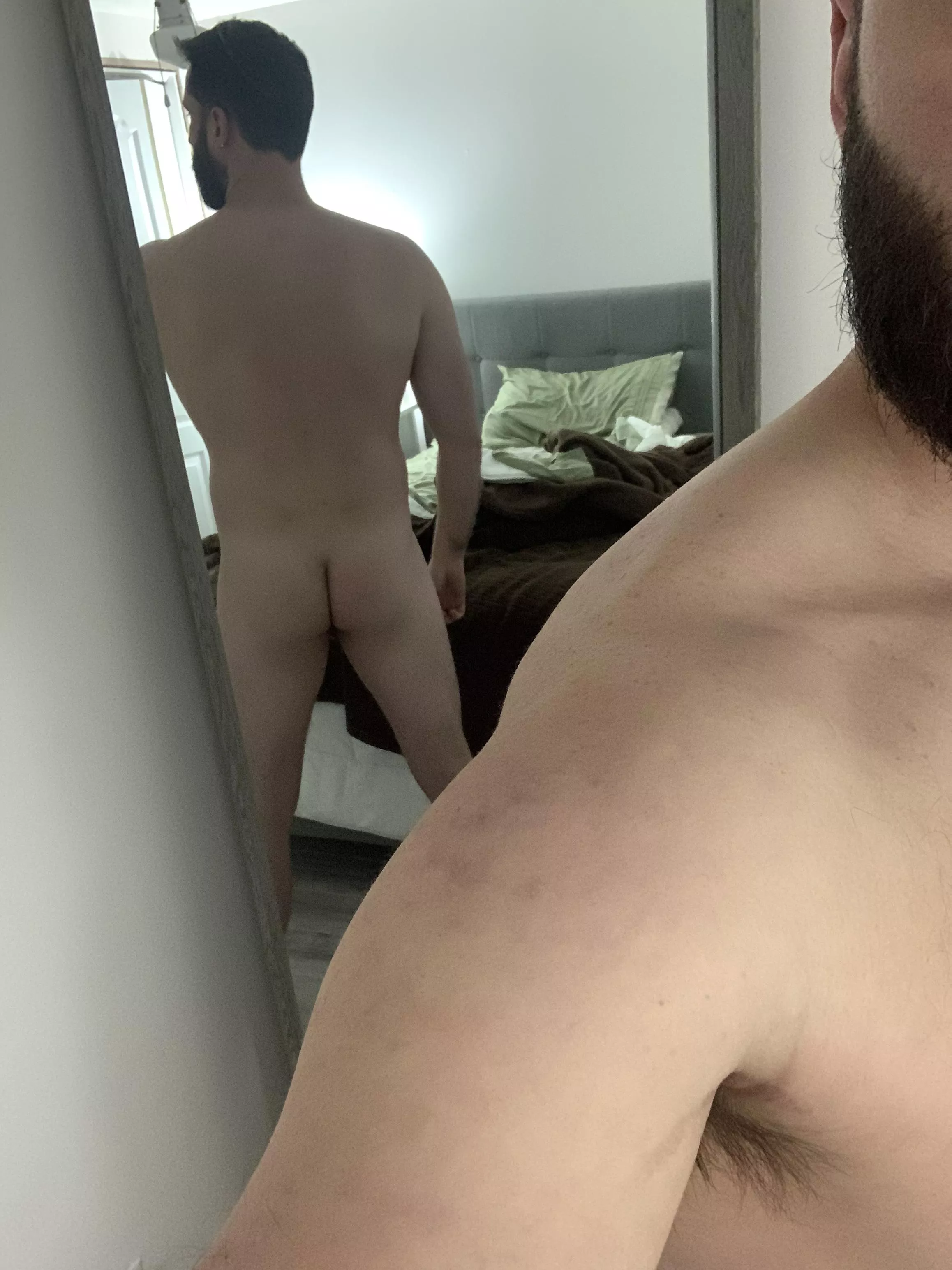 Been squatting lately. Can you tell? (M) 33 @donnymatthew OF