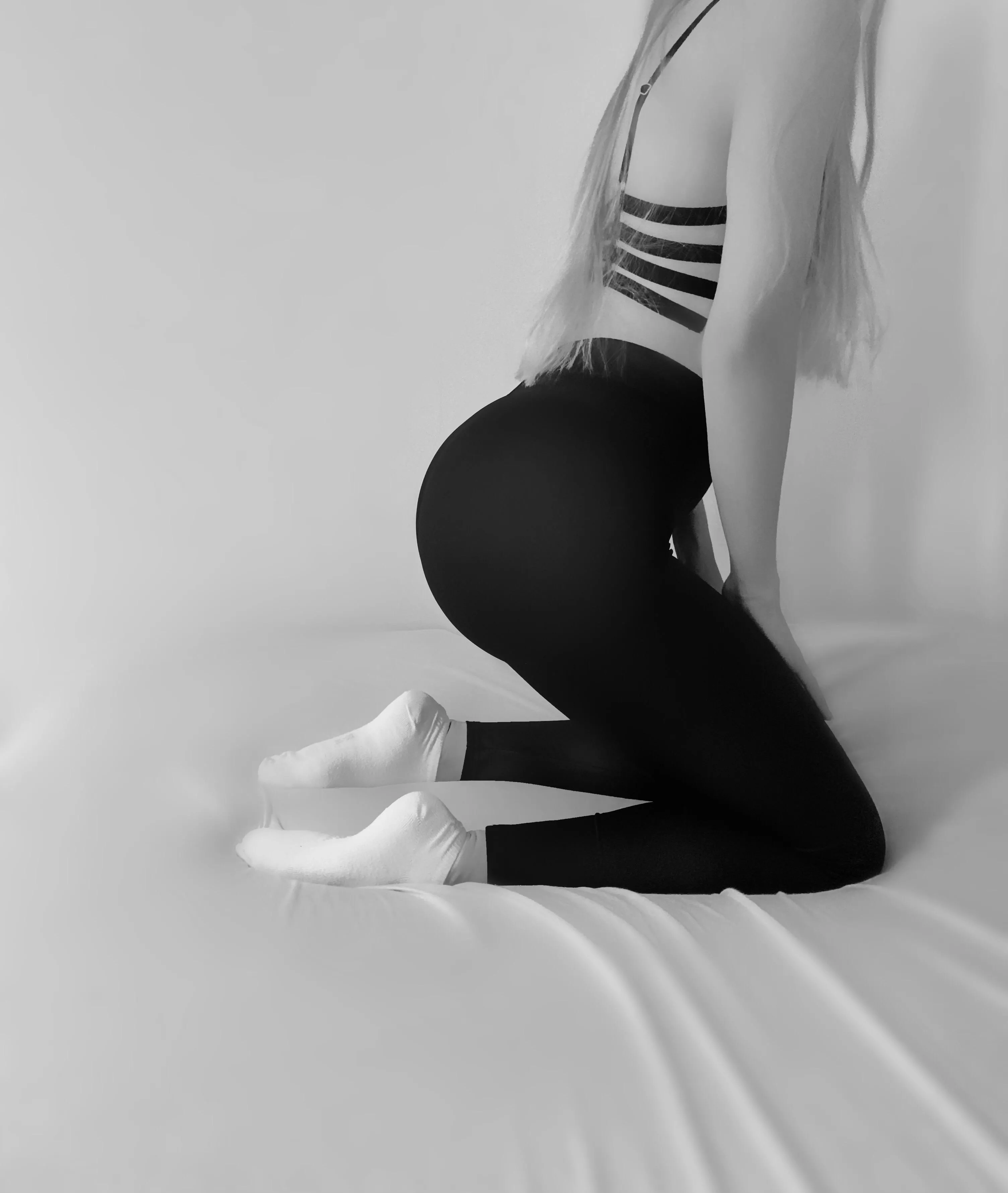 Big ass in tight leggings 😈🤤 [BA]