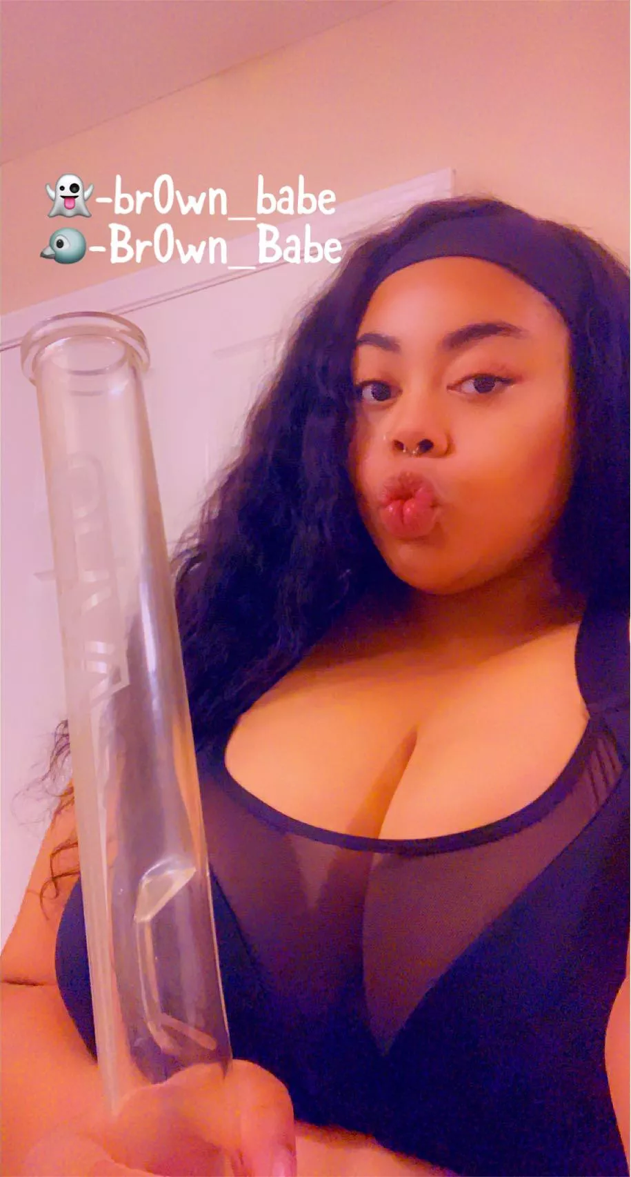 Big Boobs n Big Bongs (F24)