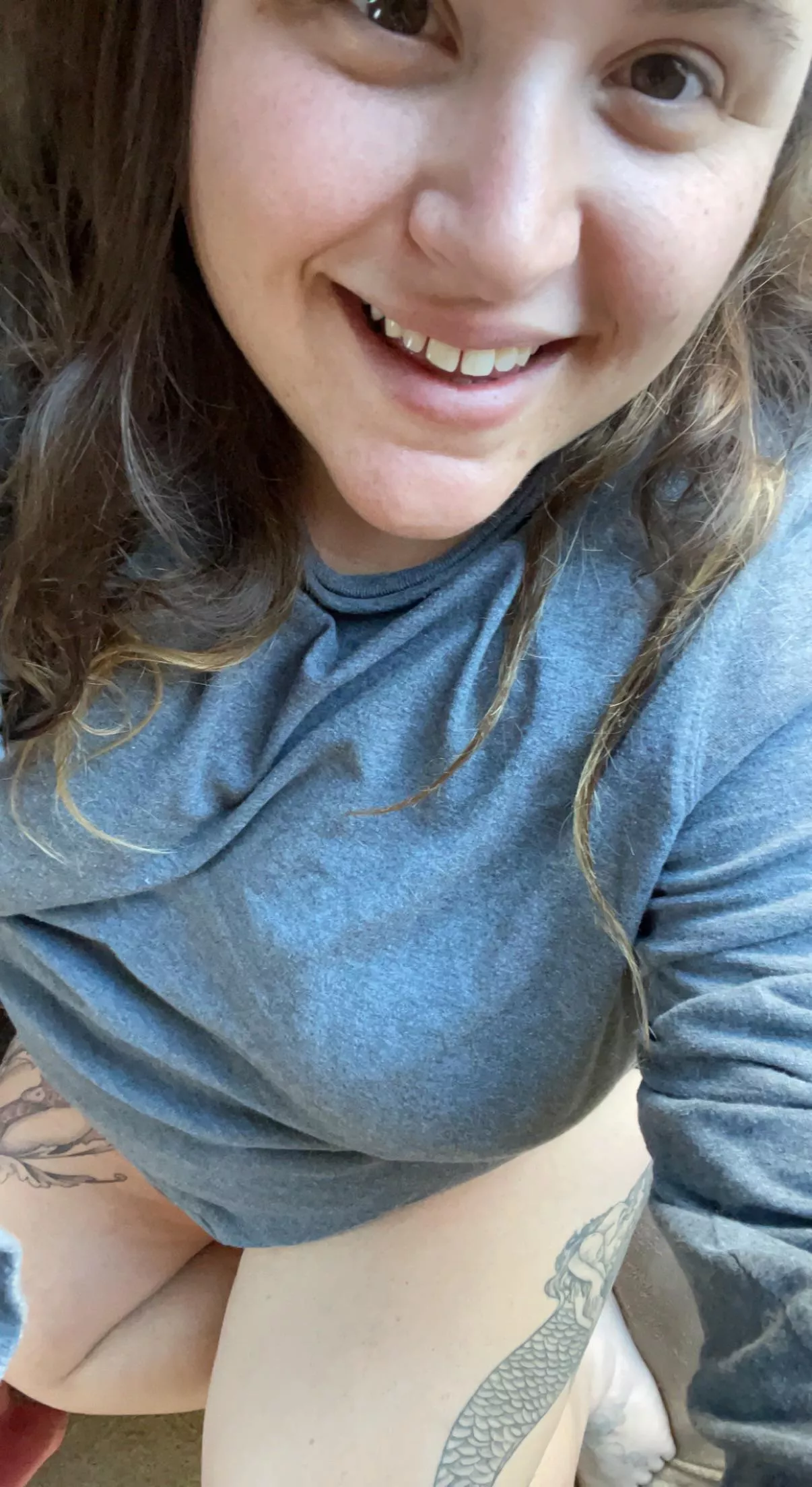 big natural titties ,tats and a flirtatious soul let this naughty bbw stoner brighten your day!