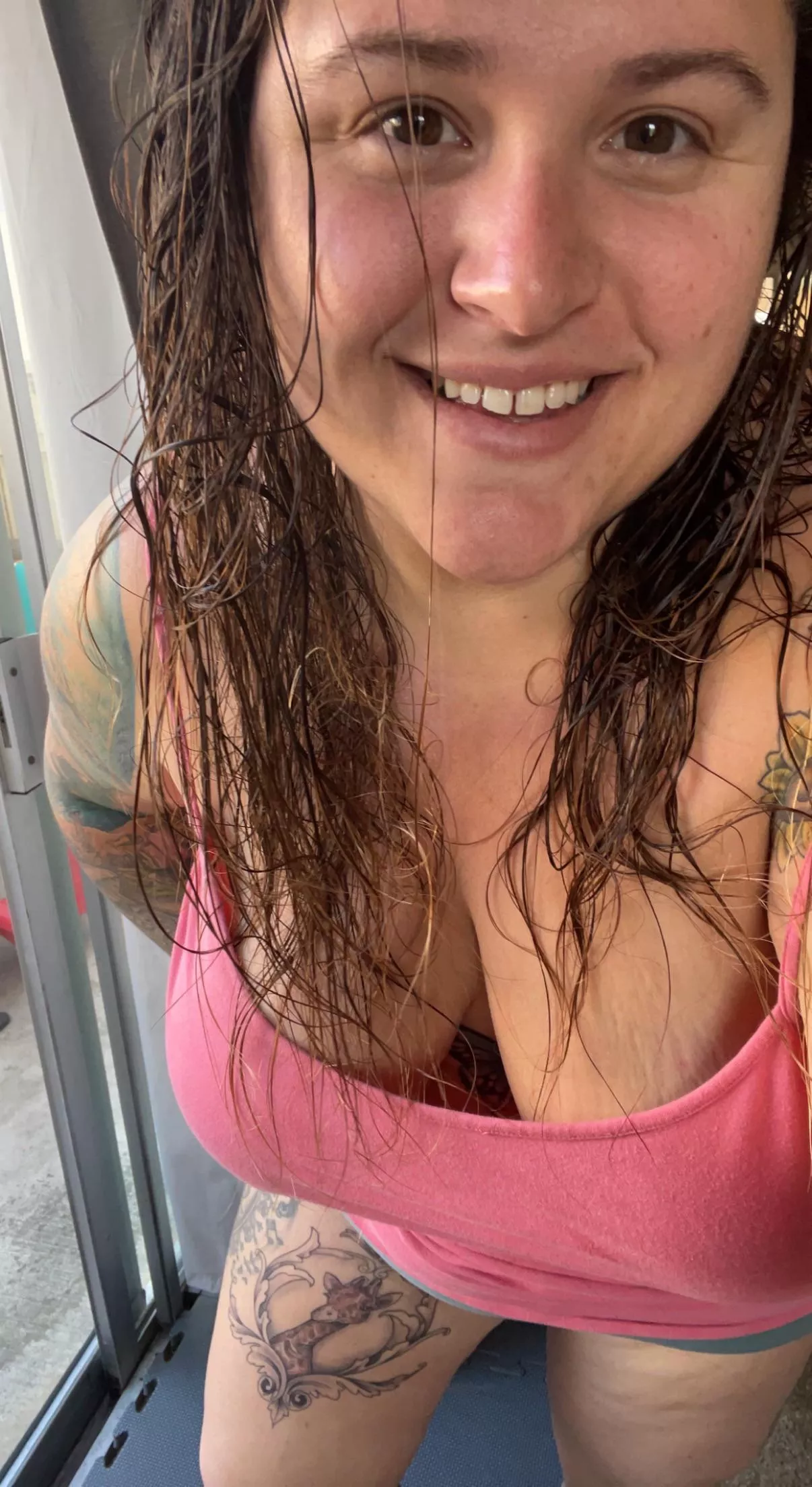 big natural titties ,tats and a flirtatious soul let this naughty bbw stoner brighten your day!