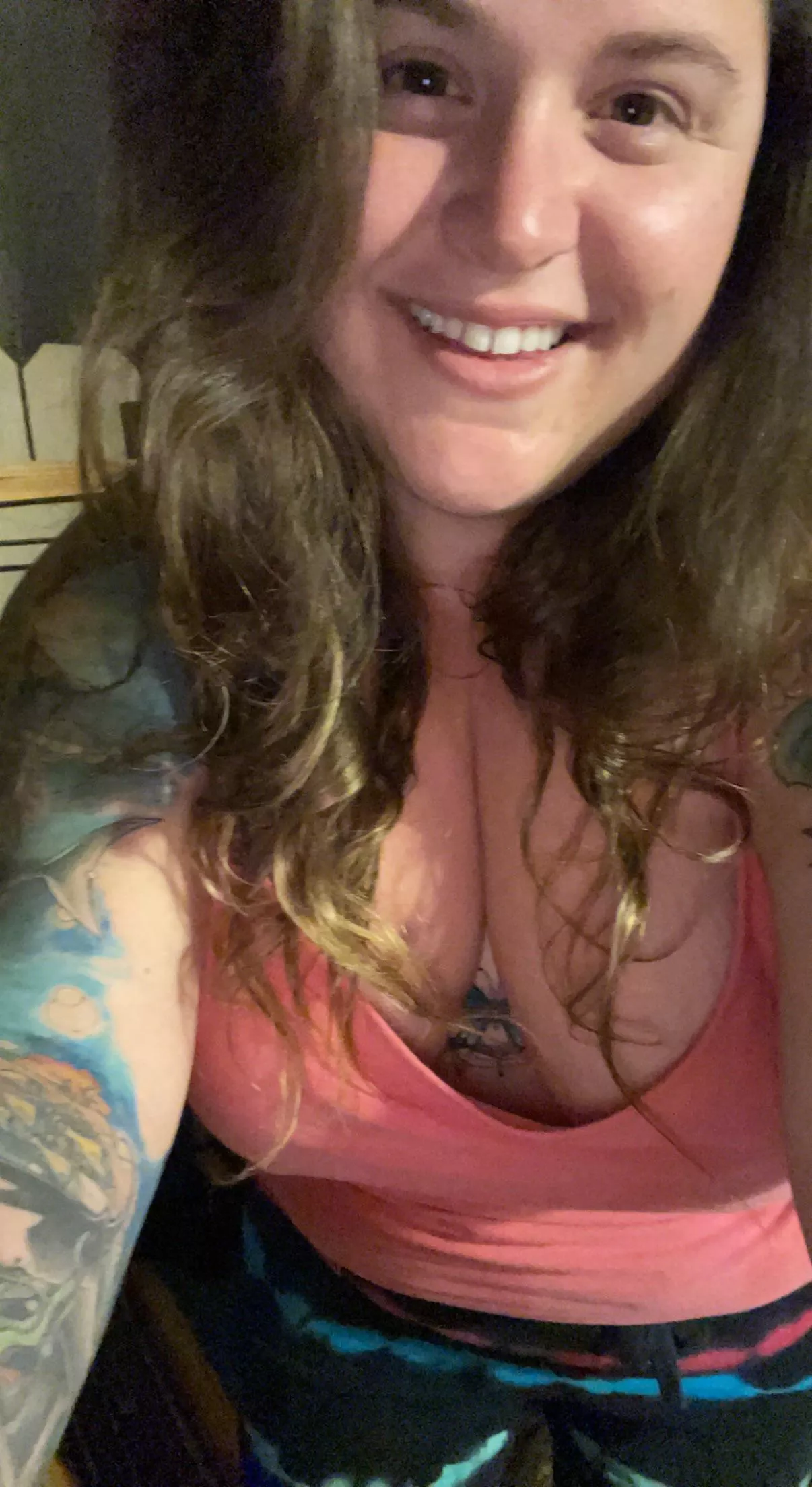 big natural titties ,tats and a flirtatious soul let this naughty bbw stoner brighten your day!