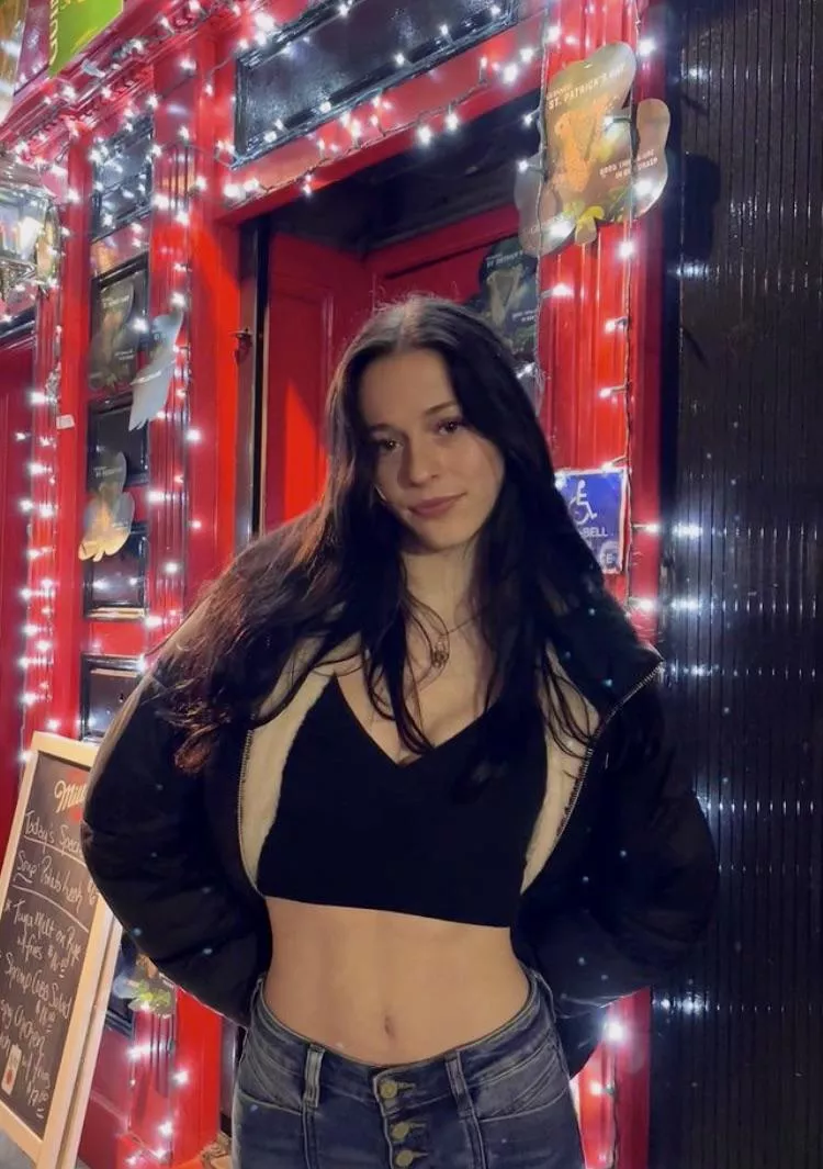 Black crop top brunette