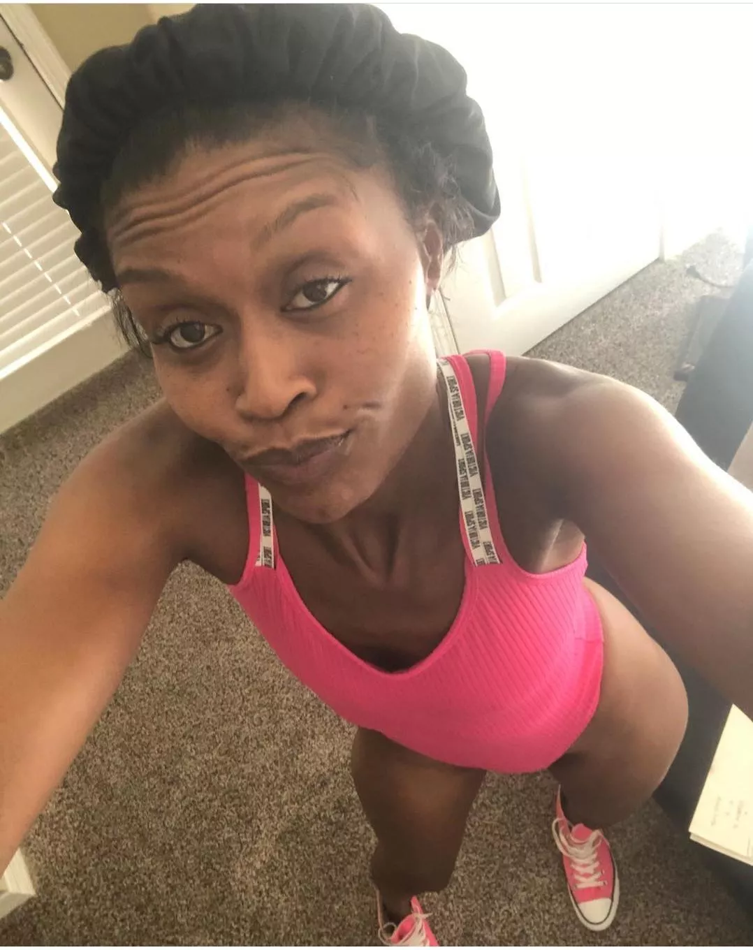 Black milf lookin tribs..kik Tallnicca75