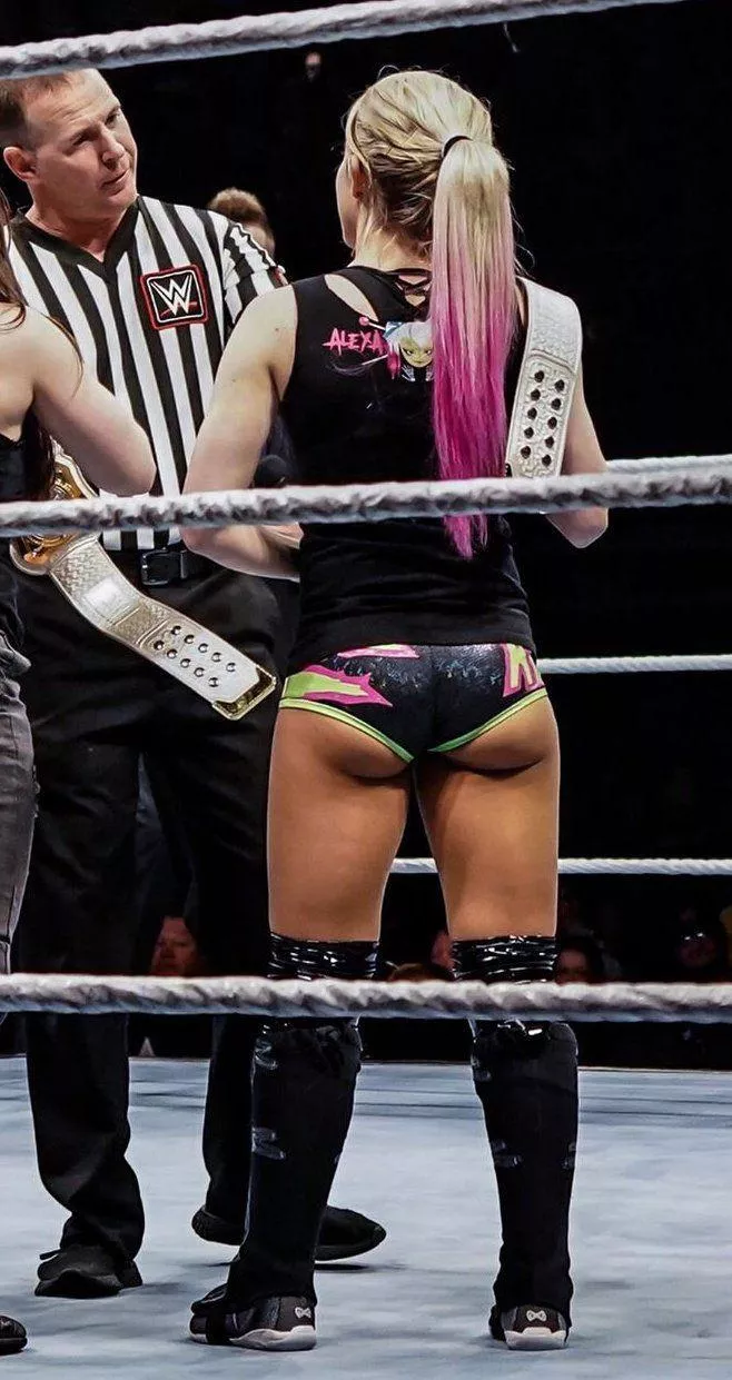 🍑 Bubble Butt Alexa 🍑