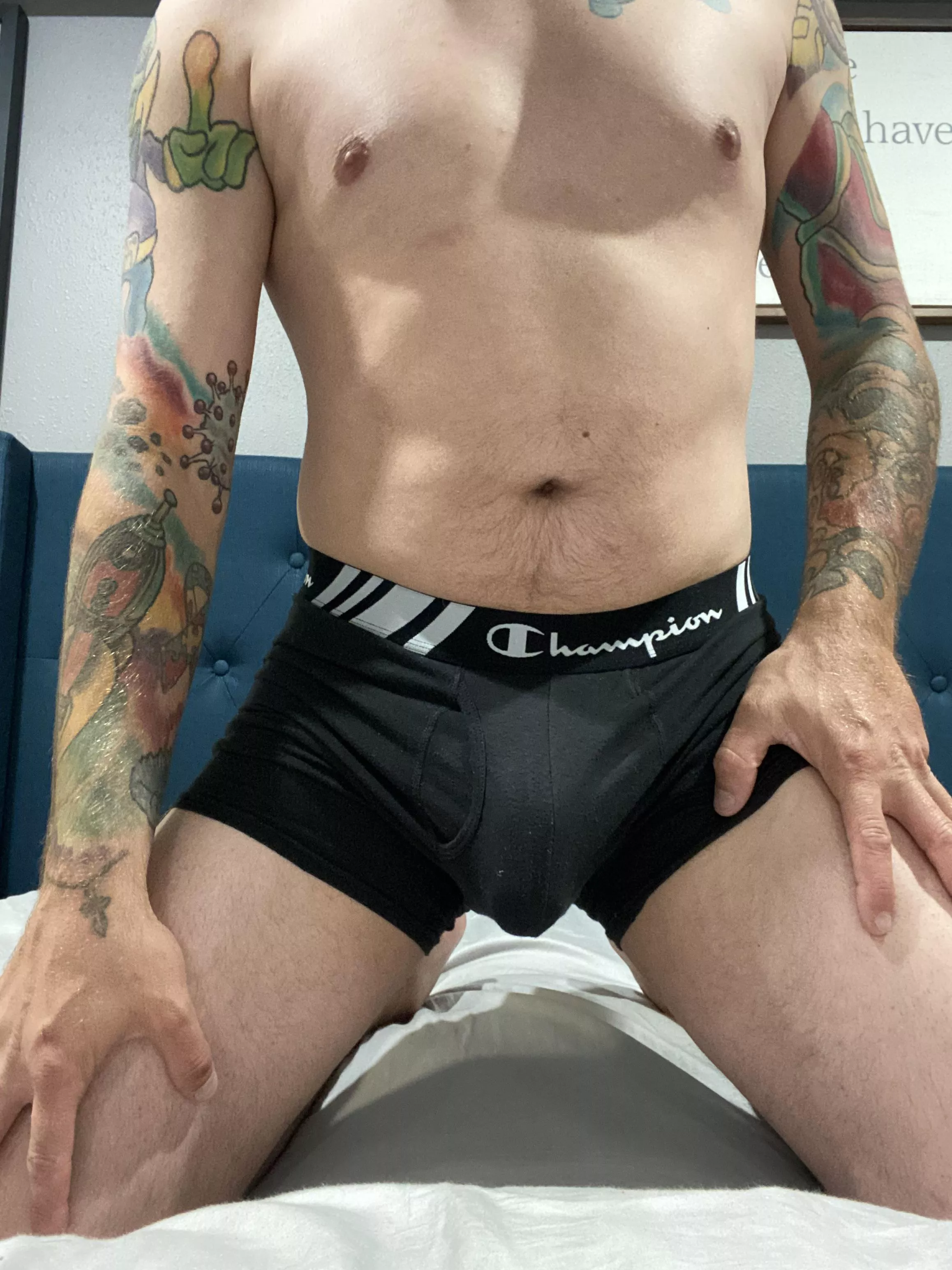 Bulging hour