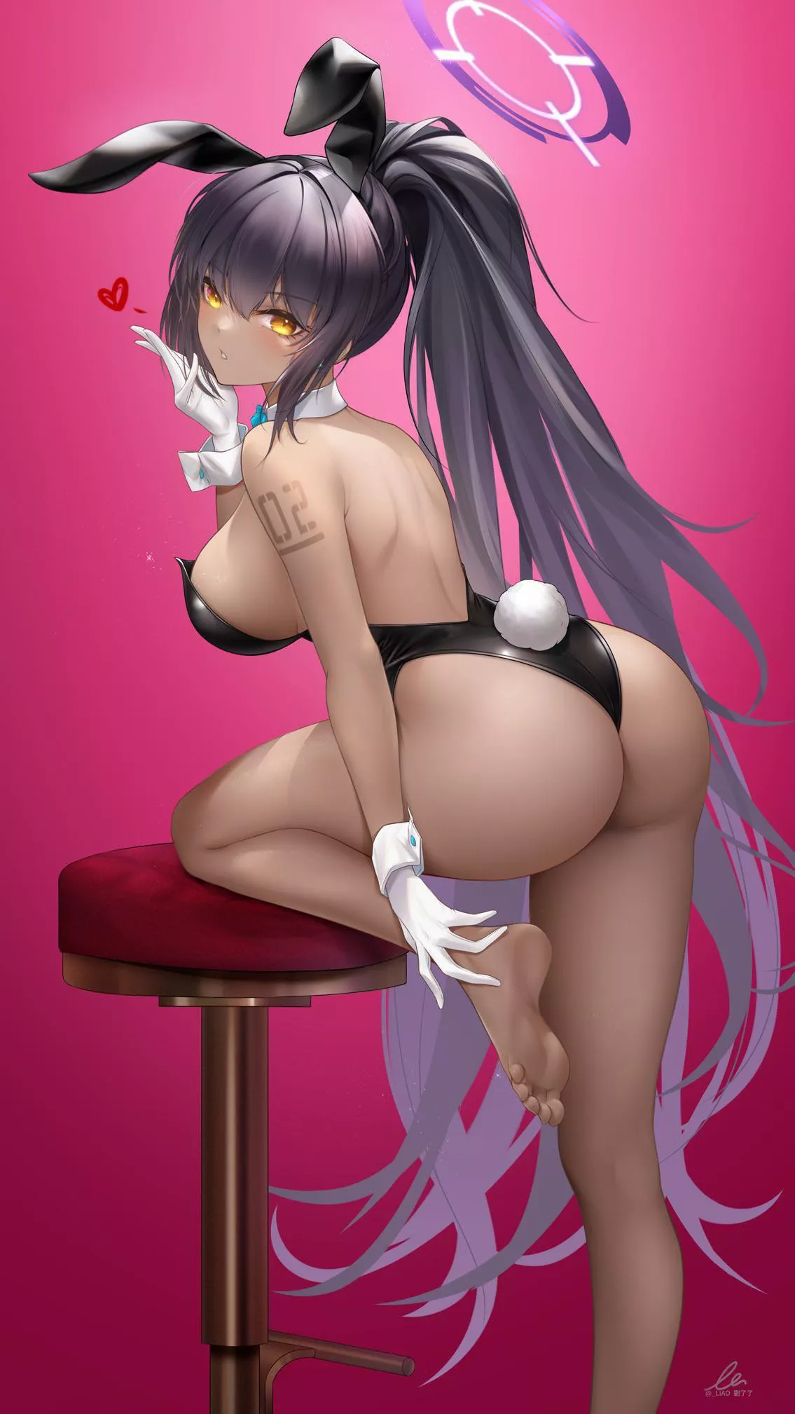 Bunny girl with a bubble butt