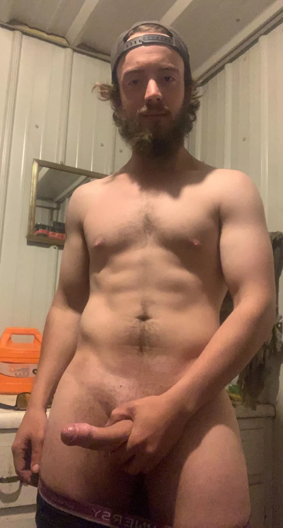 Bushy beard and a little boner for yaâ€™ll this morning!