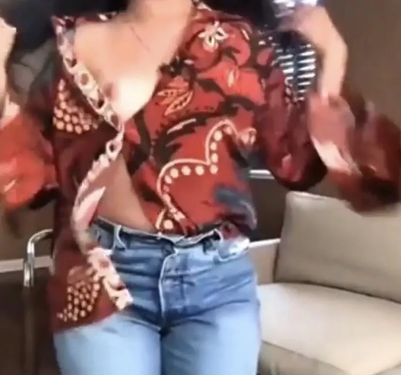 Camila Cabello (Live Nip Slip)