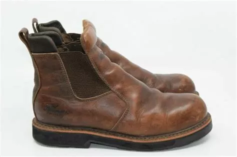 Can anyone help me with any info on these thorogood chelsea boots?