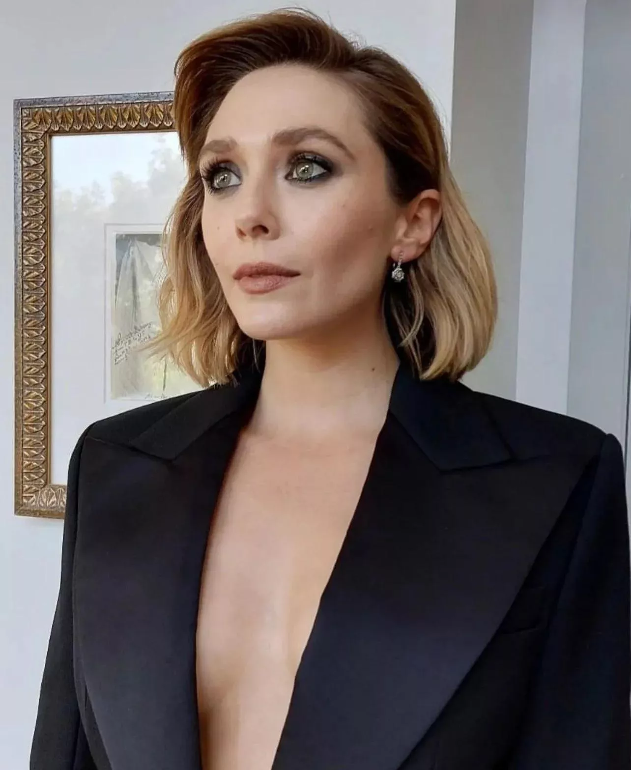 Can anyone RP as Elizabeth Olsen for me?