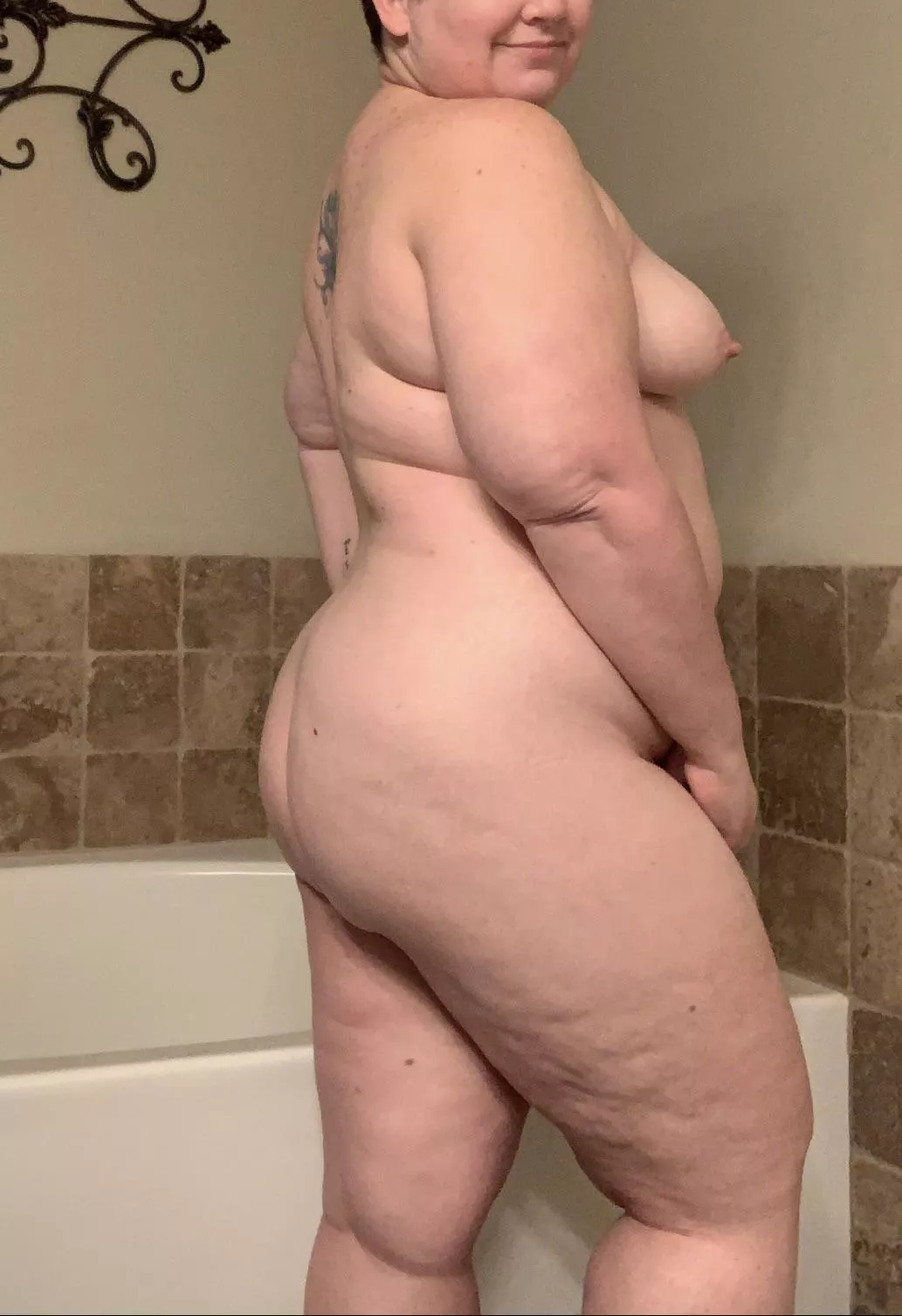 Can I be your chubby milf!