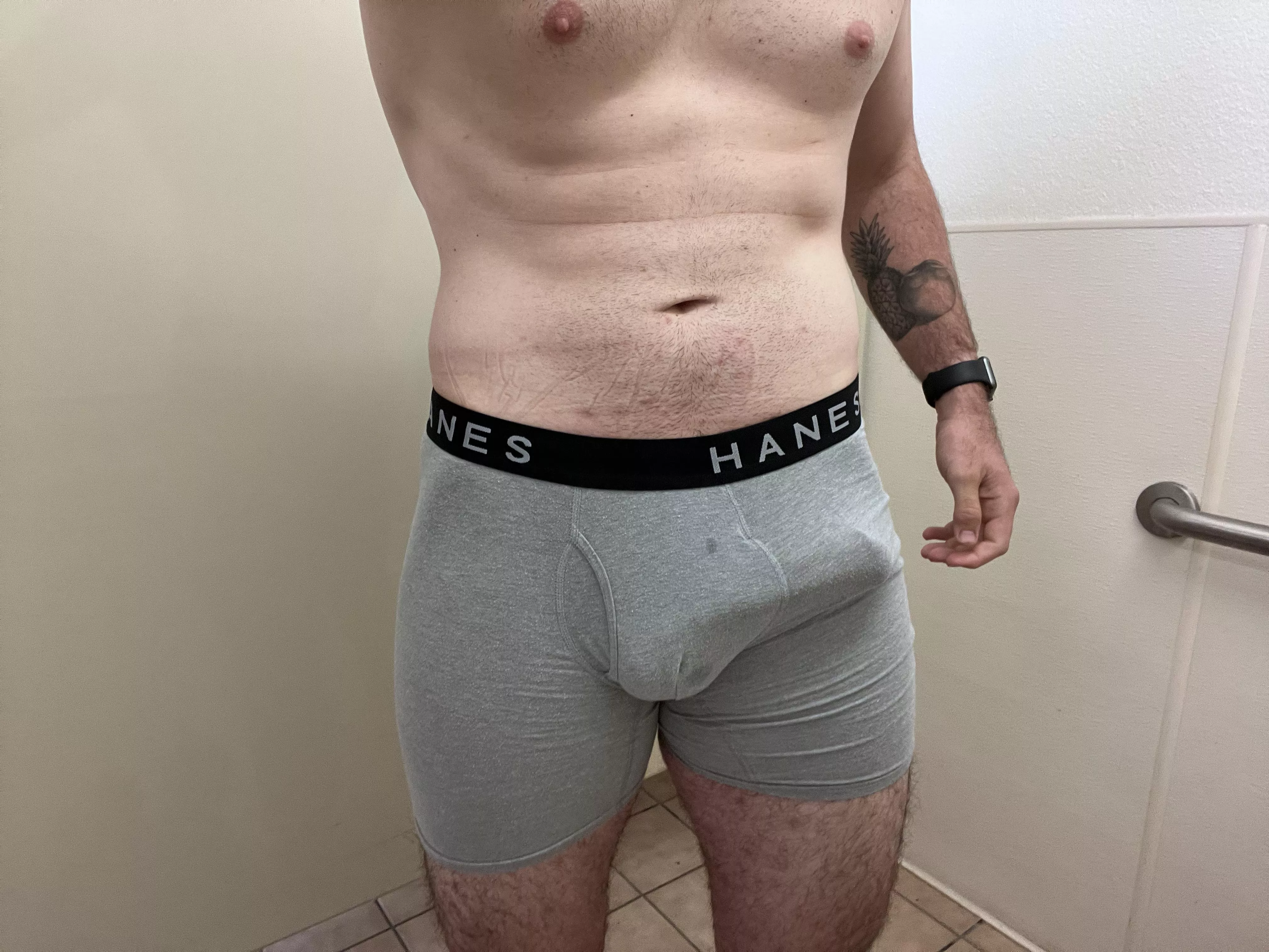 Can you tell Iâ€™m cut from my bulge?