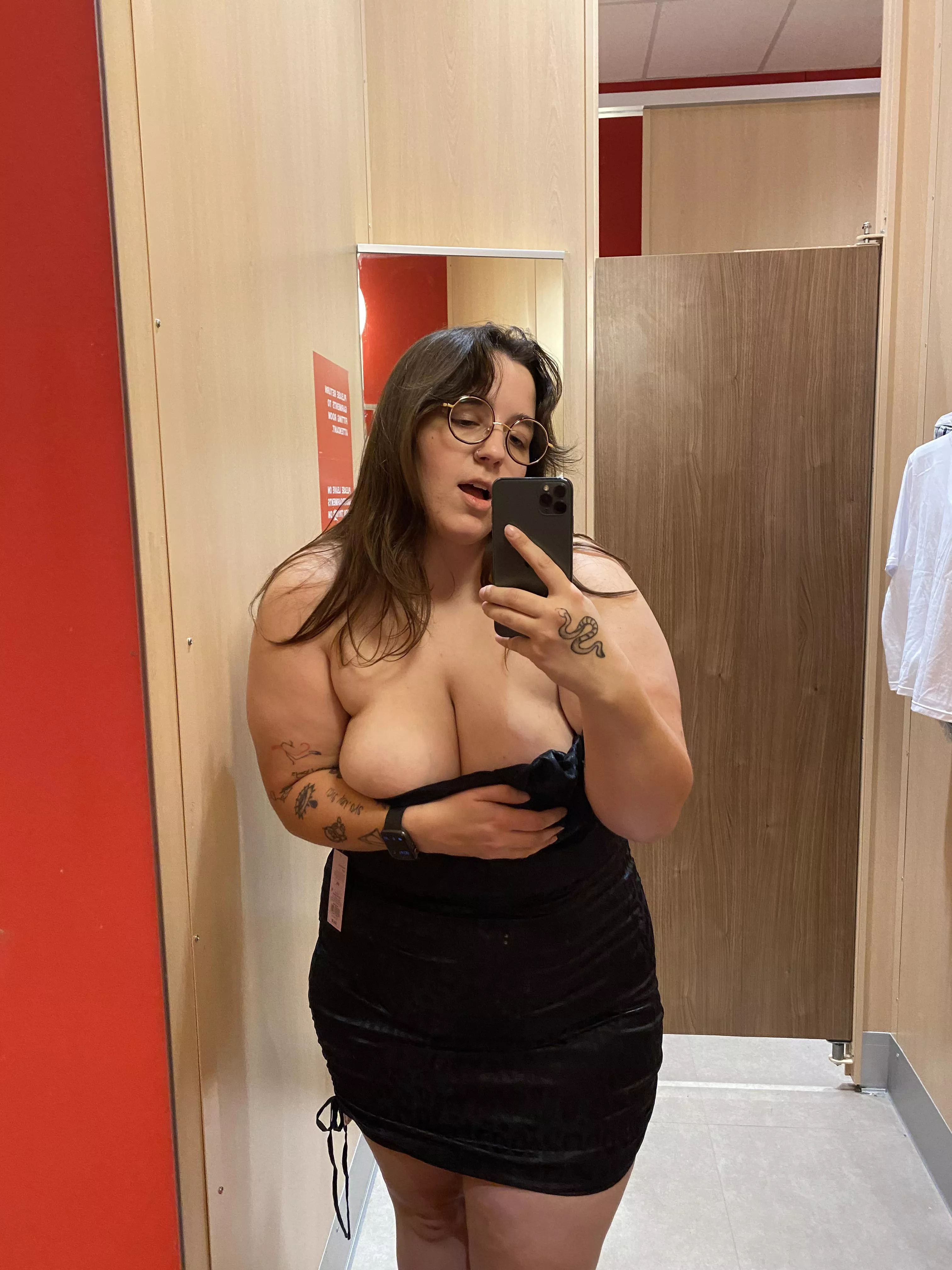 can’t even fit my natural juicy tits into the dress 🙈