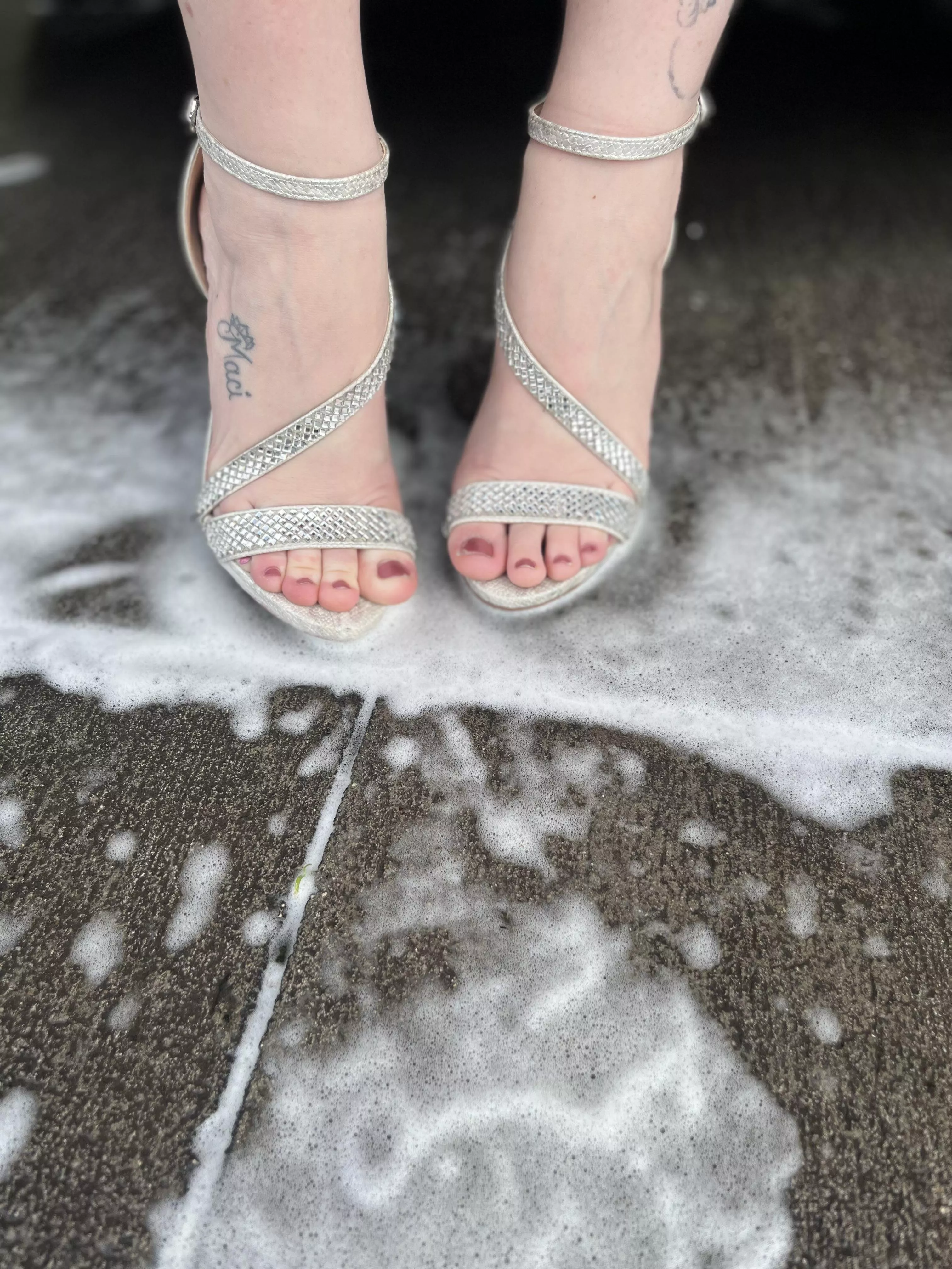 Car wash feet