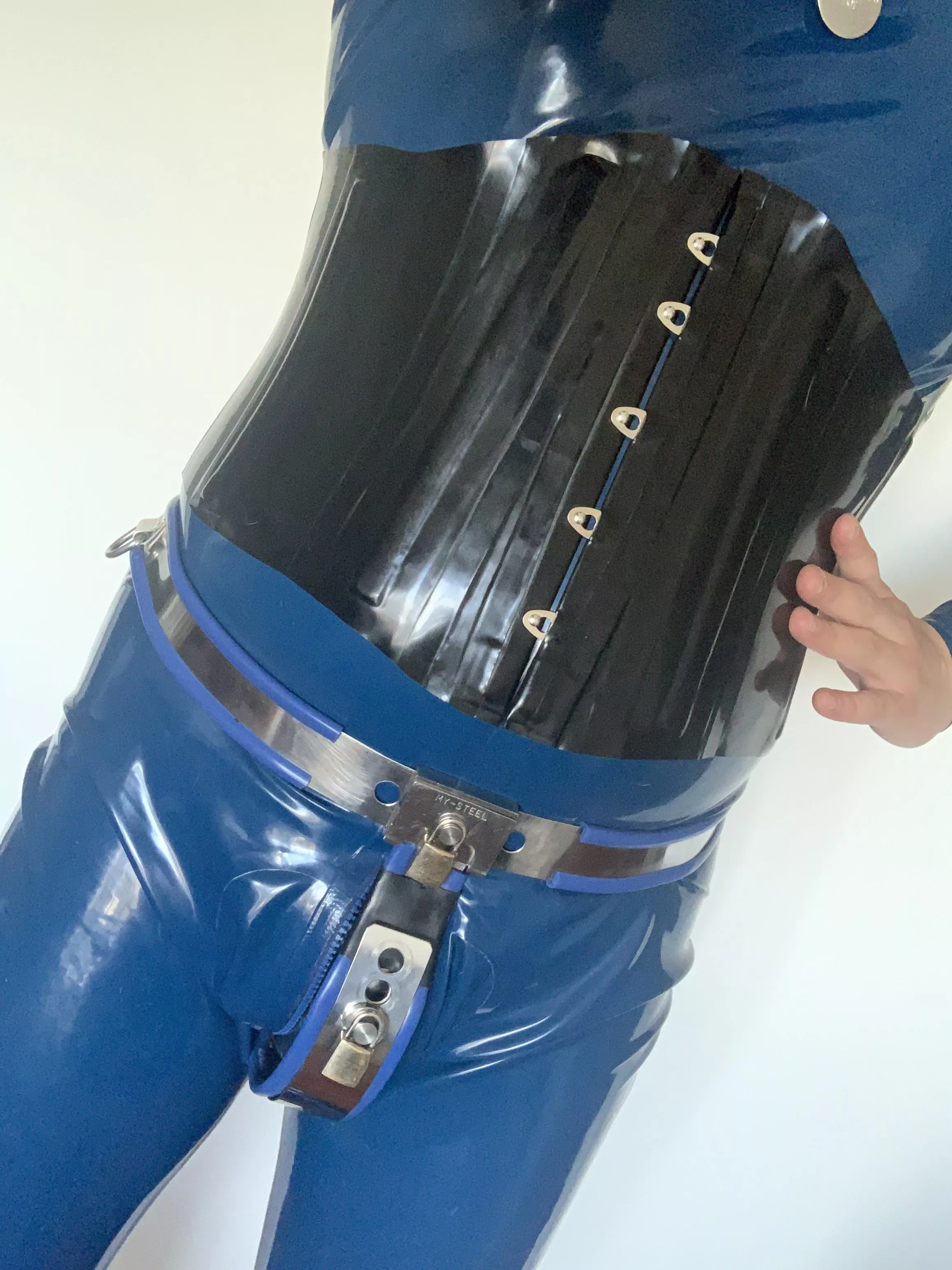 Chastity belt over my latex!🔒🔥