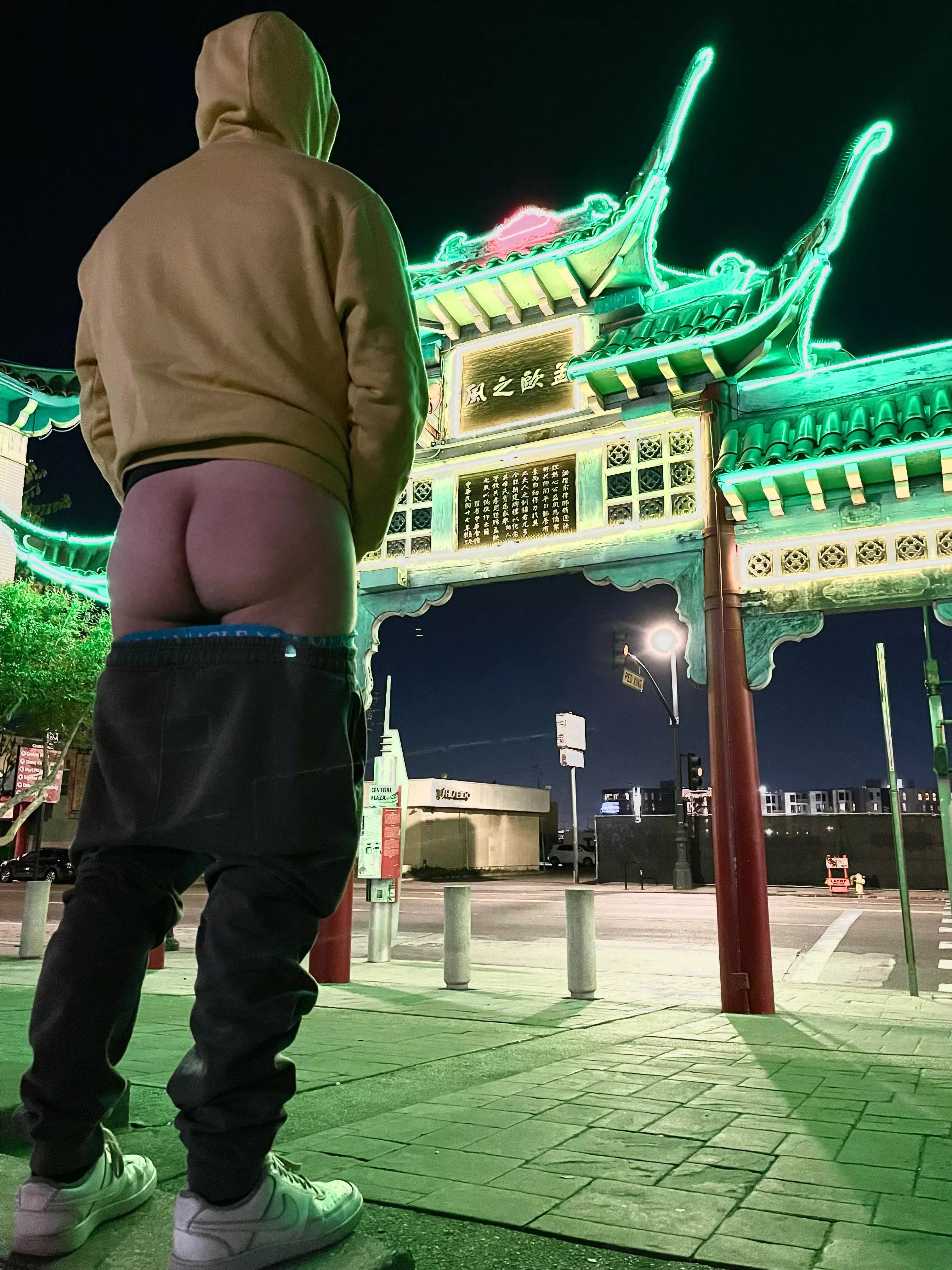 Cheeks out for Chinatown