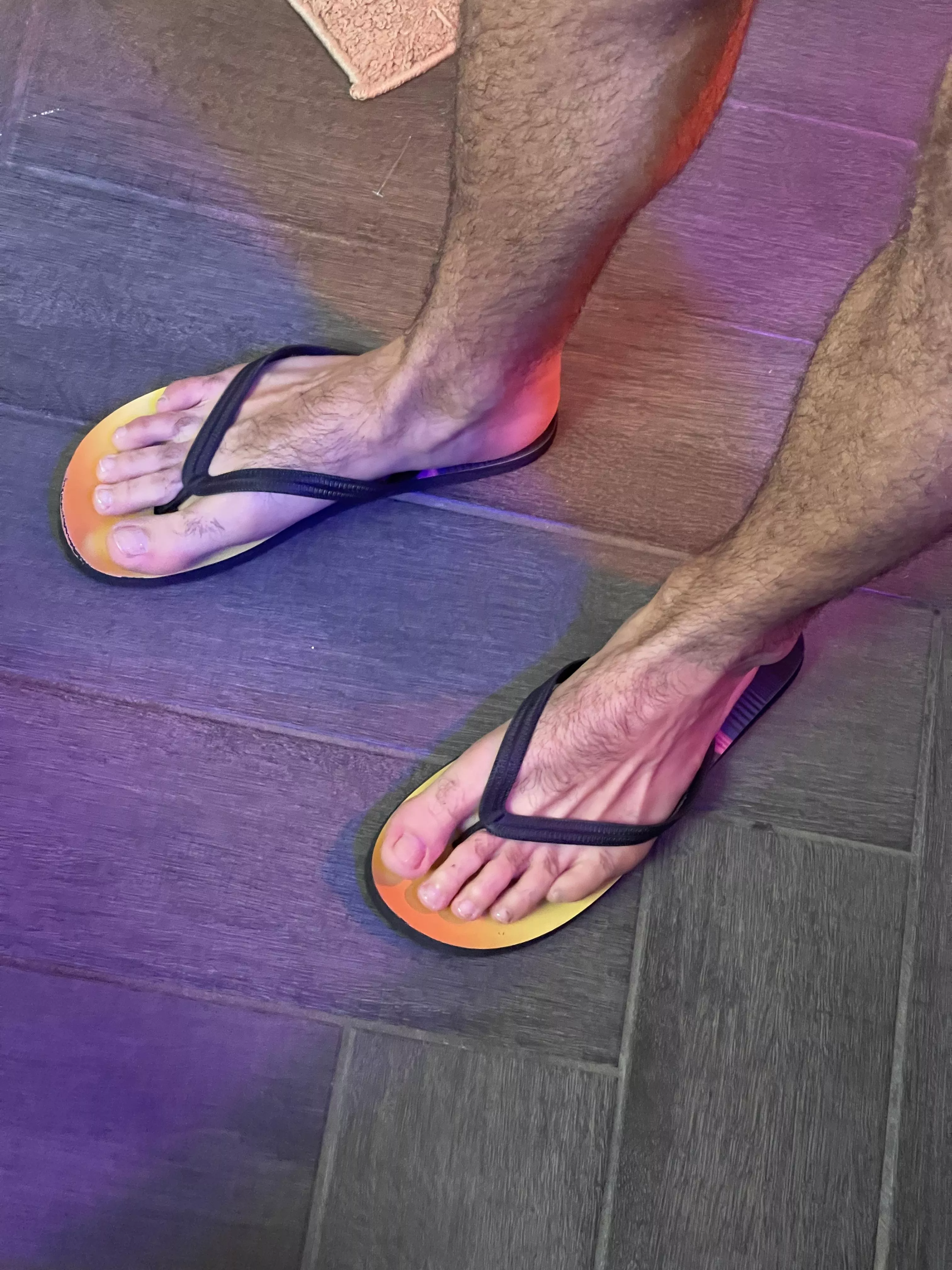 Classic thong flops