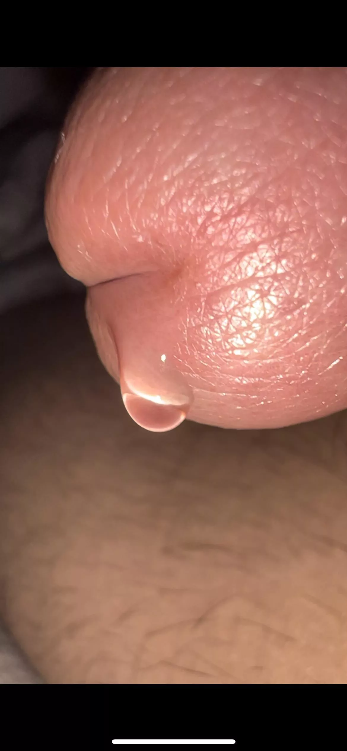 Close up precum dropðŸ‘€