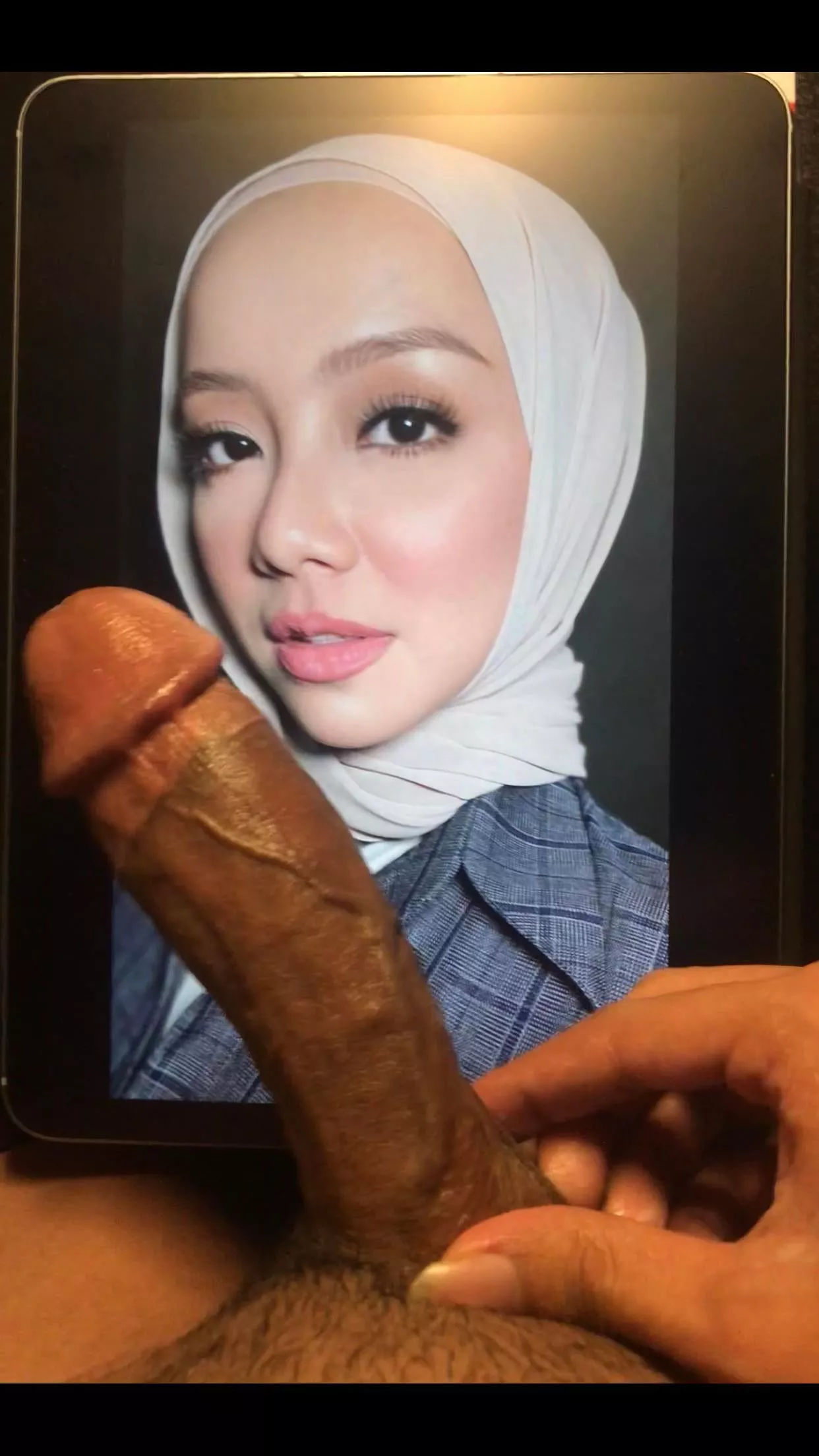 Cocktribute this Malaysian girl