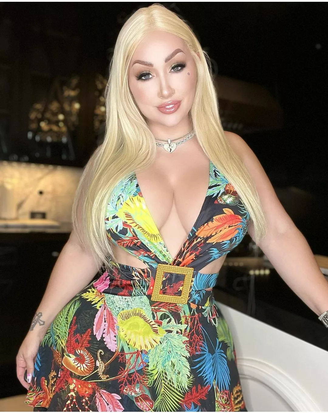 Colorful Bimbo