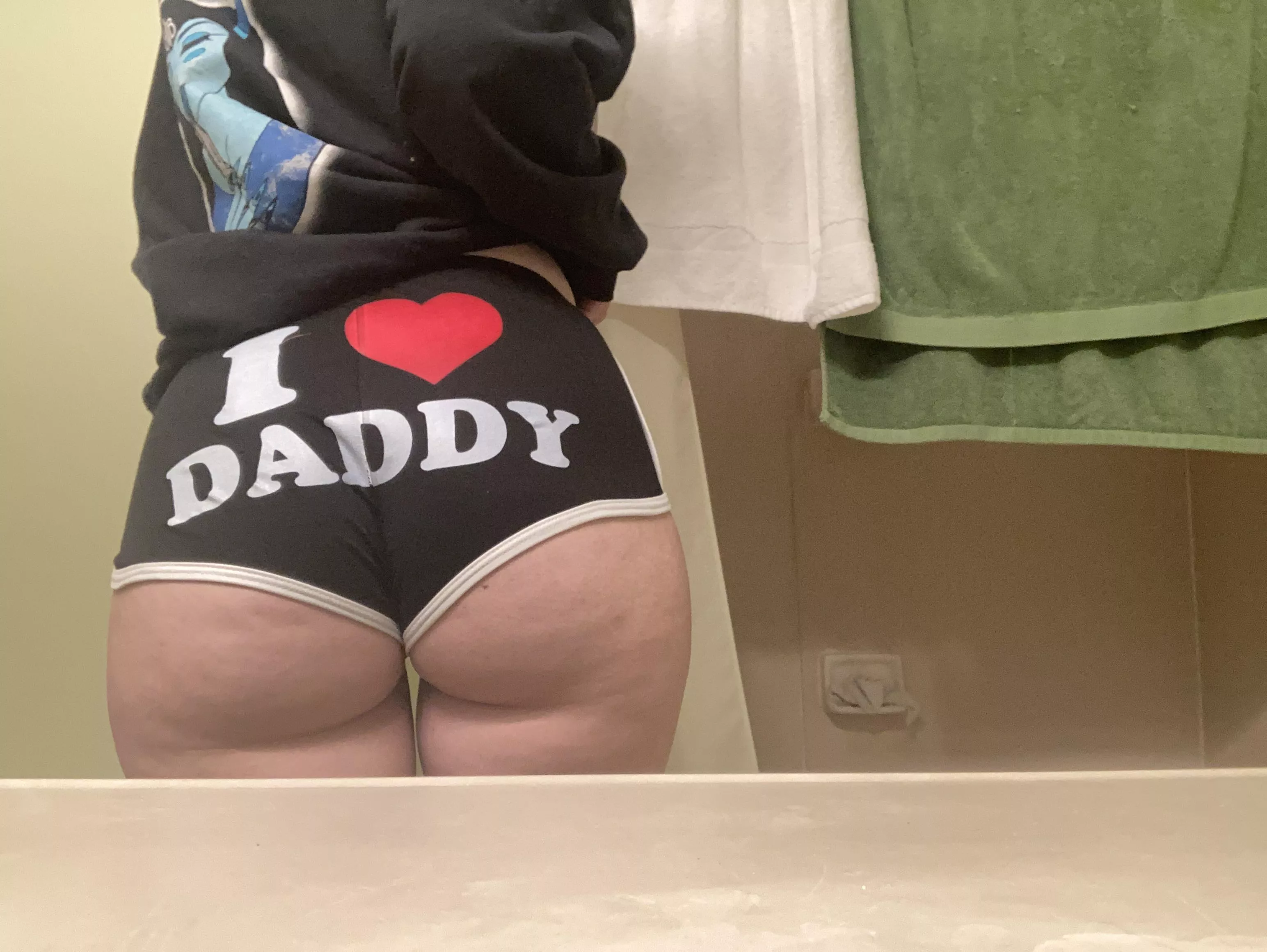 Comment if i should get a shirt that shows how much i love you daddy!