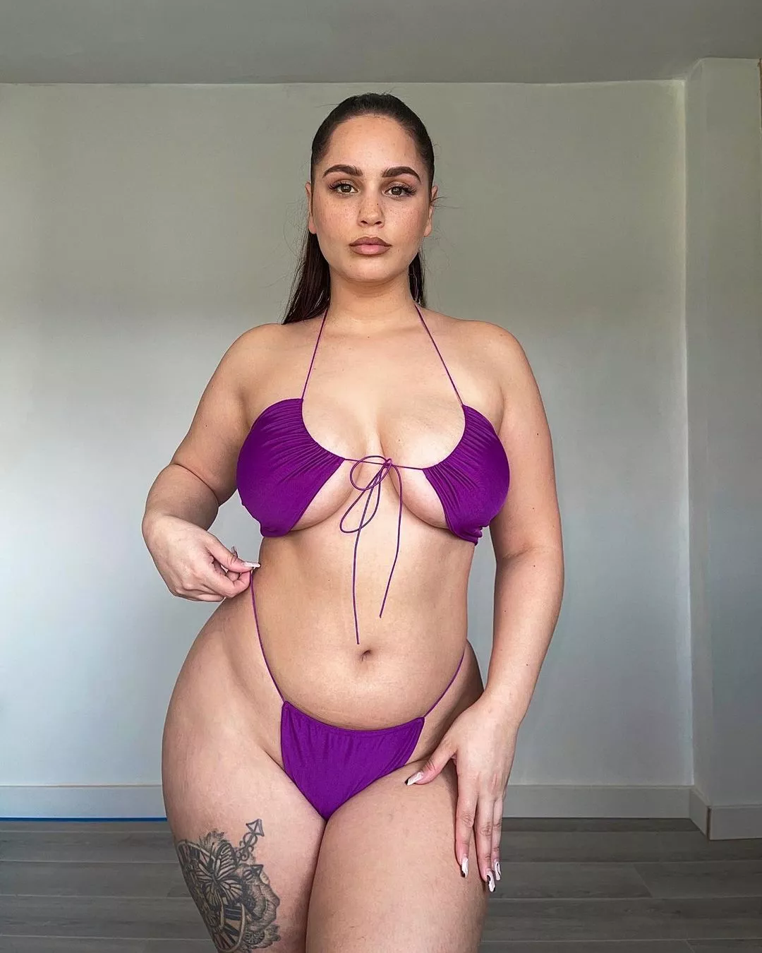 Courtney Leahy looking amazing in purple