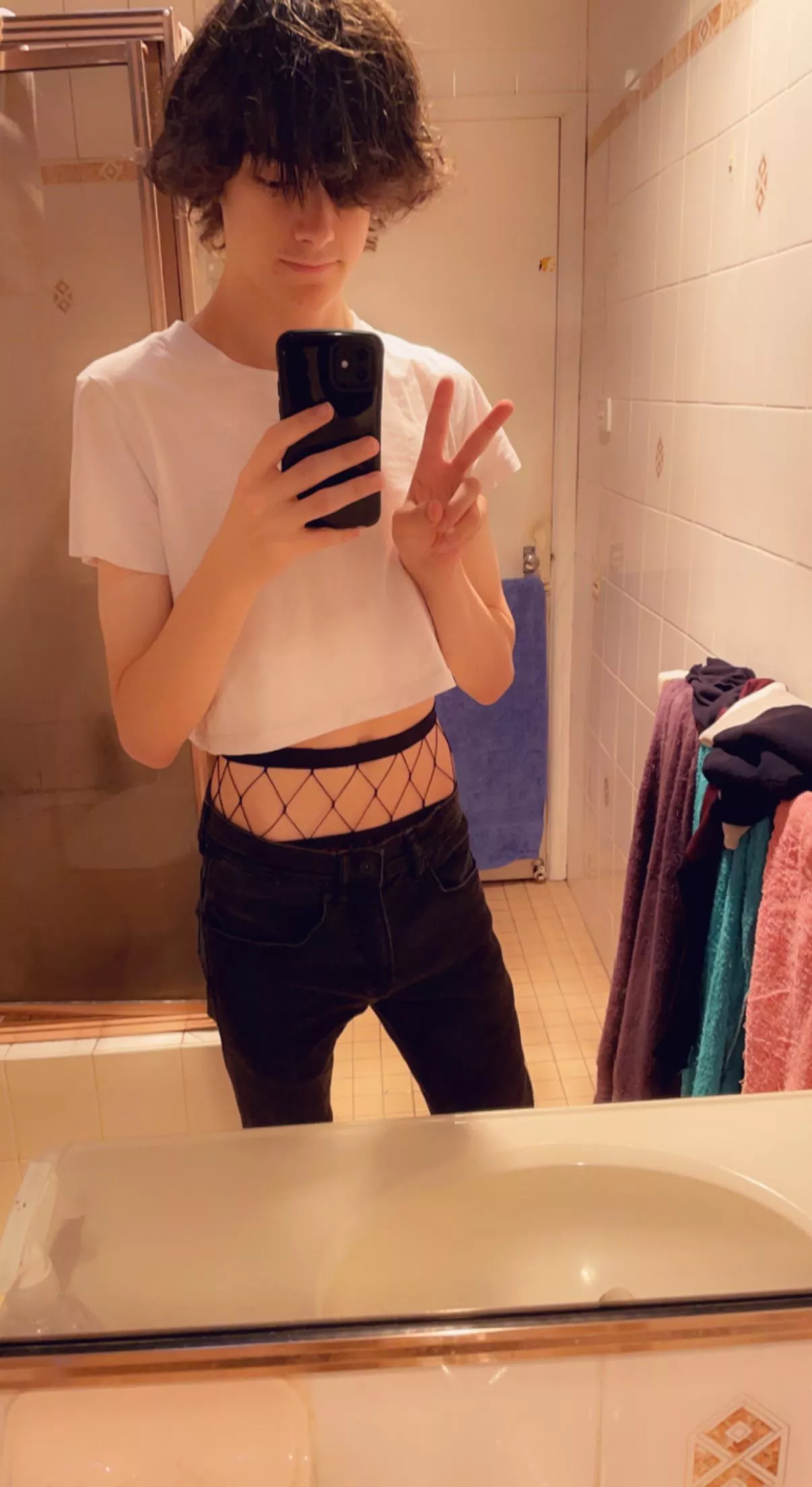 Croptop and fishnets :D