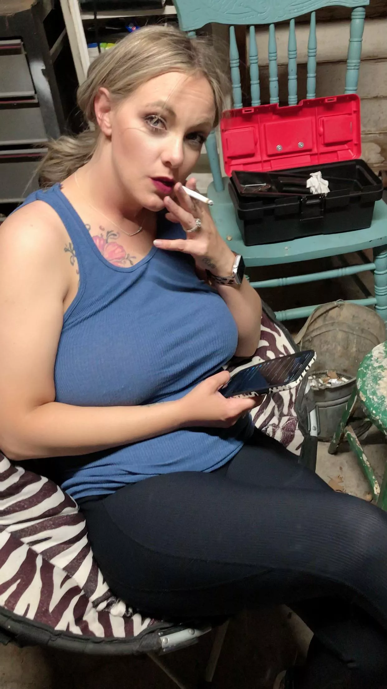 Cum have a smoke with momma!?