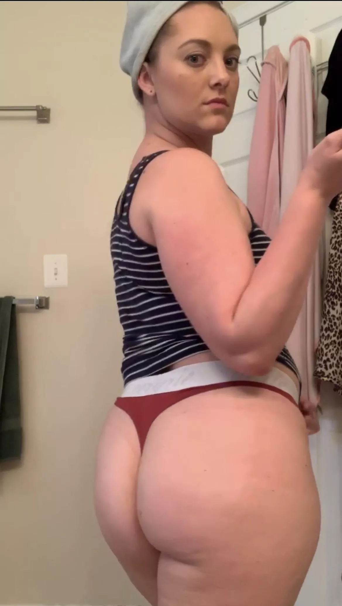 Cum on my booty!!â¤ï¸