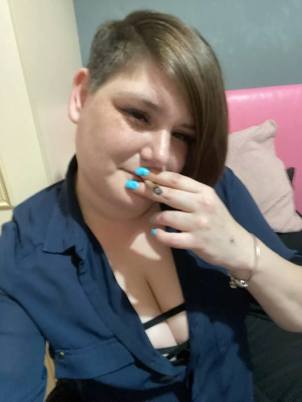 Cum smoke with me after we’ve fucked?