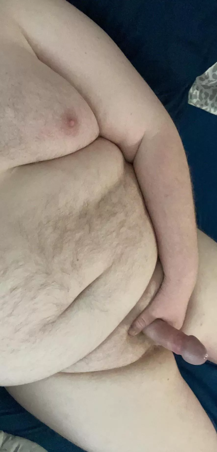 Curious chub looking for other chubs to get off with. Dm for sc. 35yo