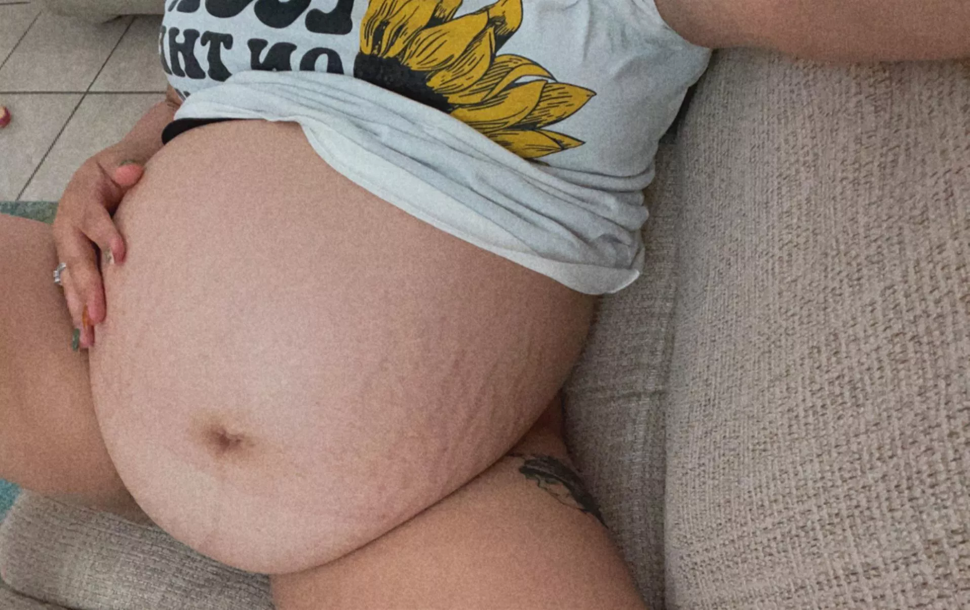 Cute belly ðŸ˜‹