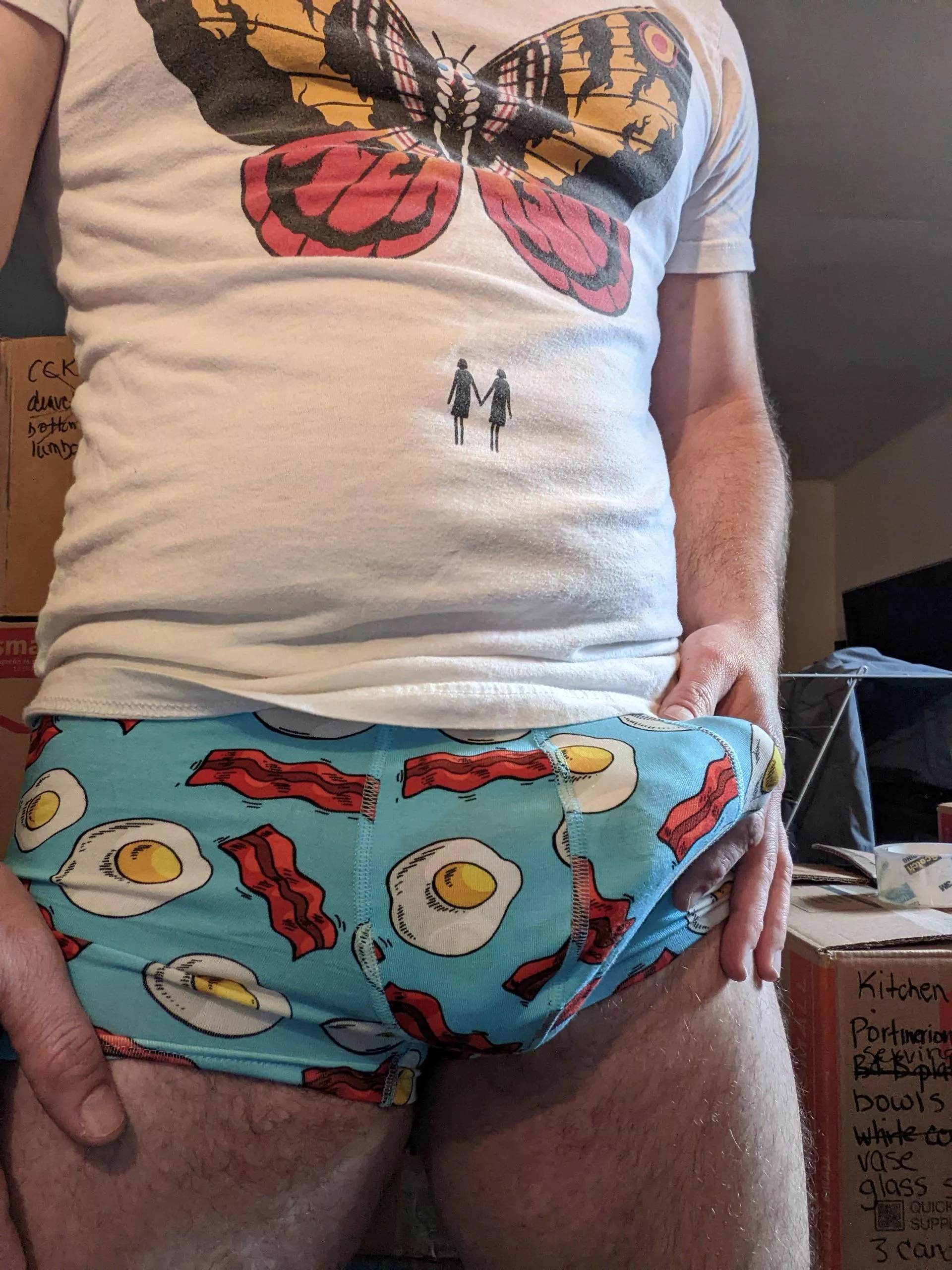 Daddy [40] has breakfast ready