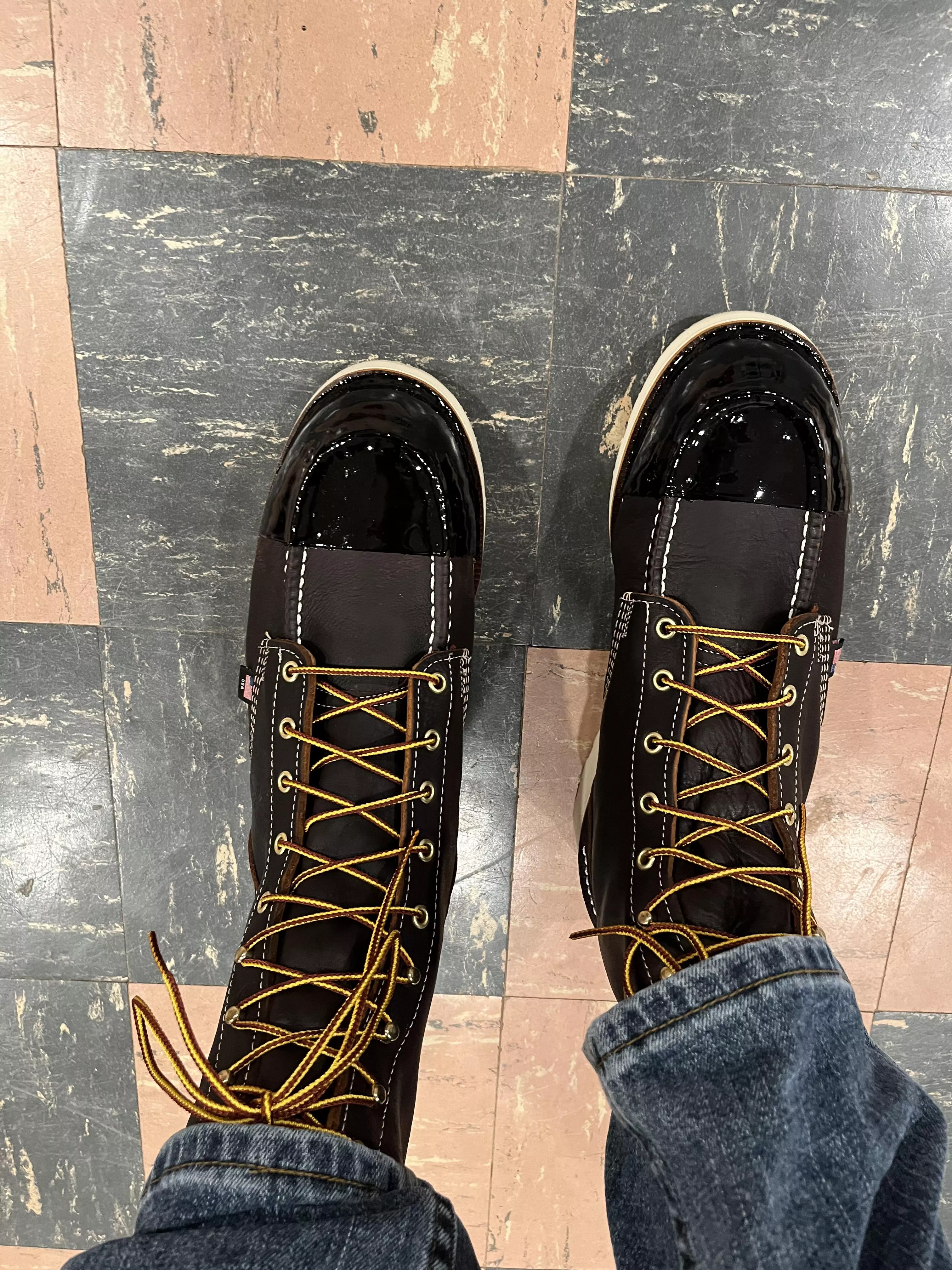 Dipped my new pair of 1957 thorogoods. I know not many people like the look but I think it makes any boot look better.