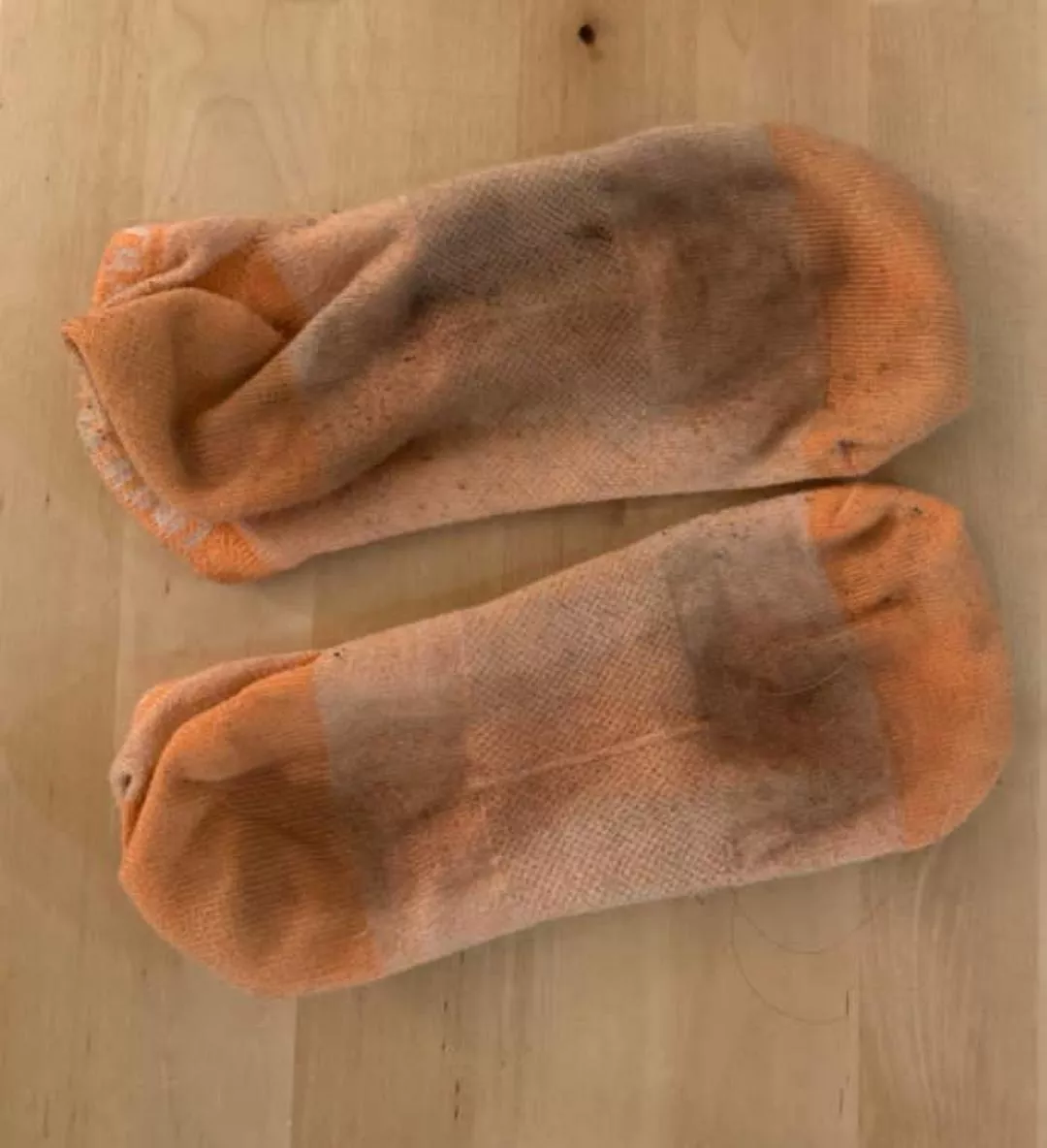 Dirty socks 48 hours: includes running in the morning, working and going, except for the gym as well, for $35🧦