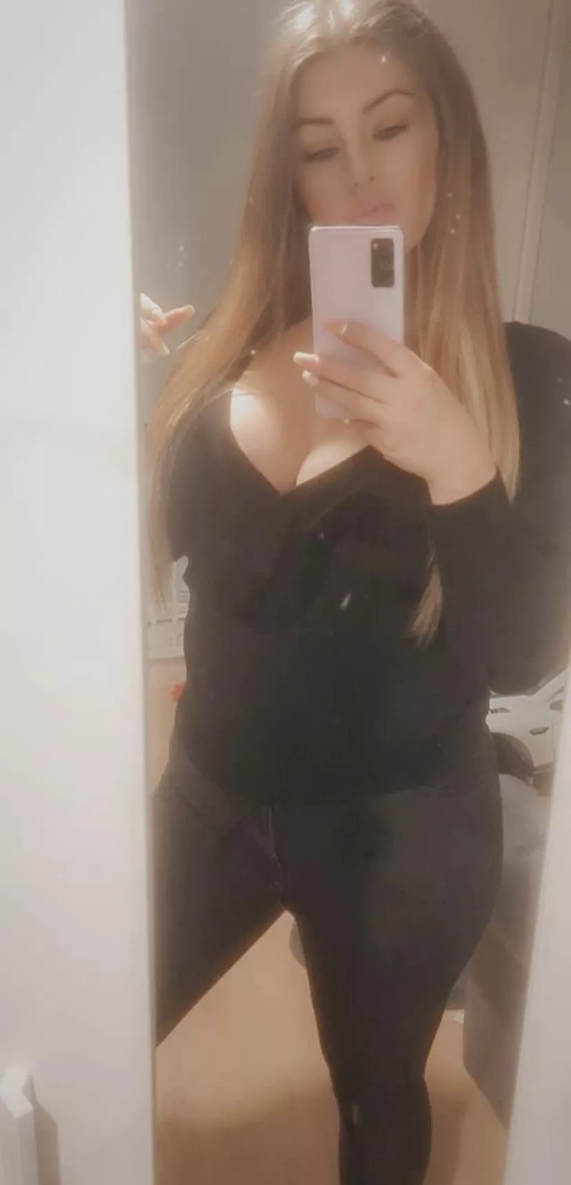 Dm to trib to my sexy aunt