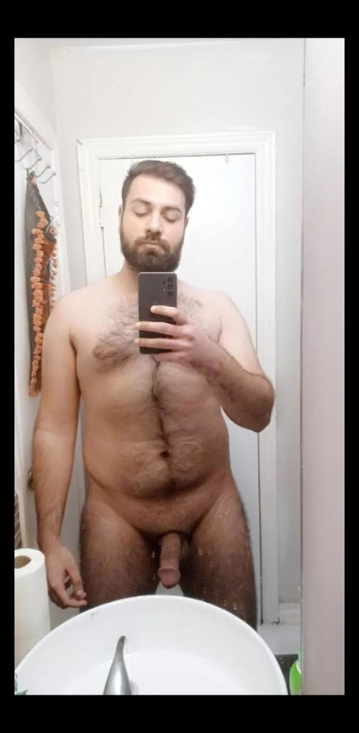 do girls like chubby strong guys?