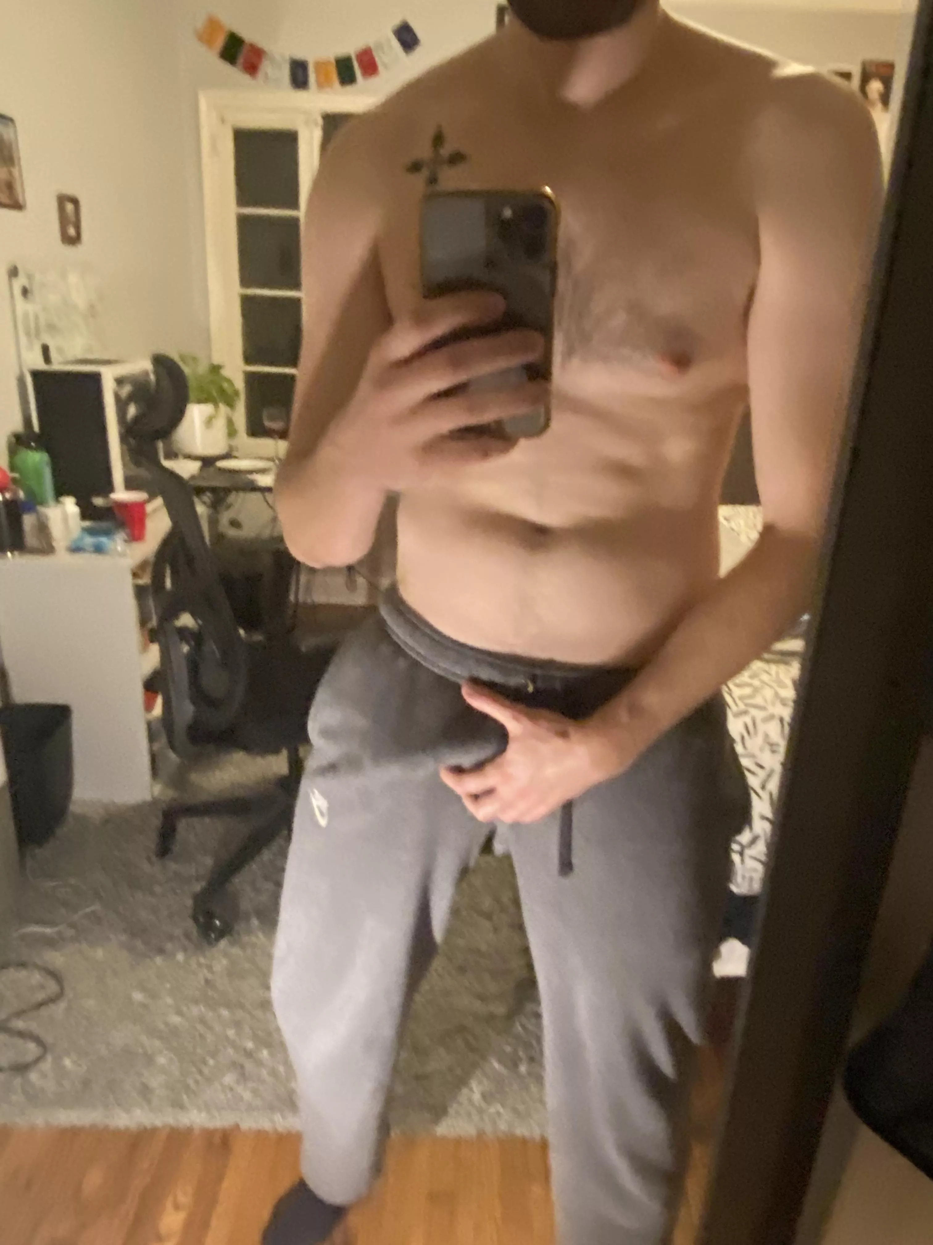 Do grey sweatpants still turn you on?