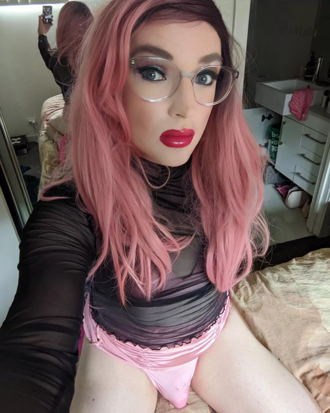 Do I make a cute sissy?