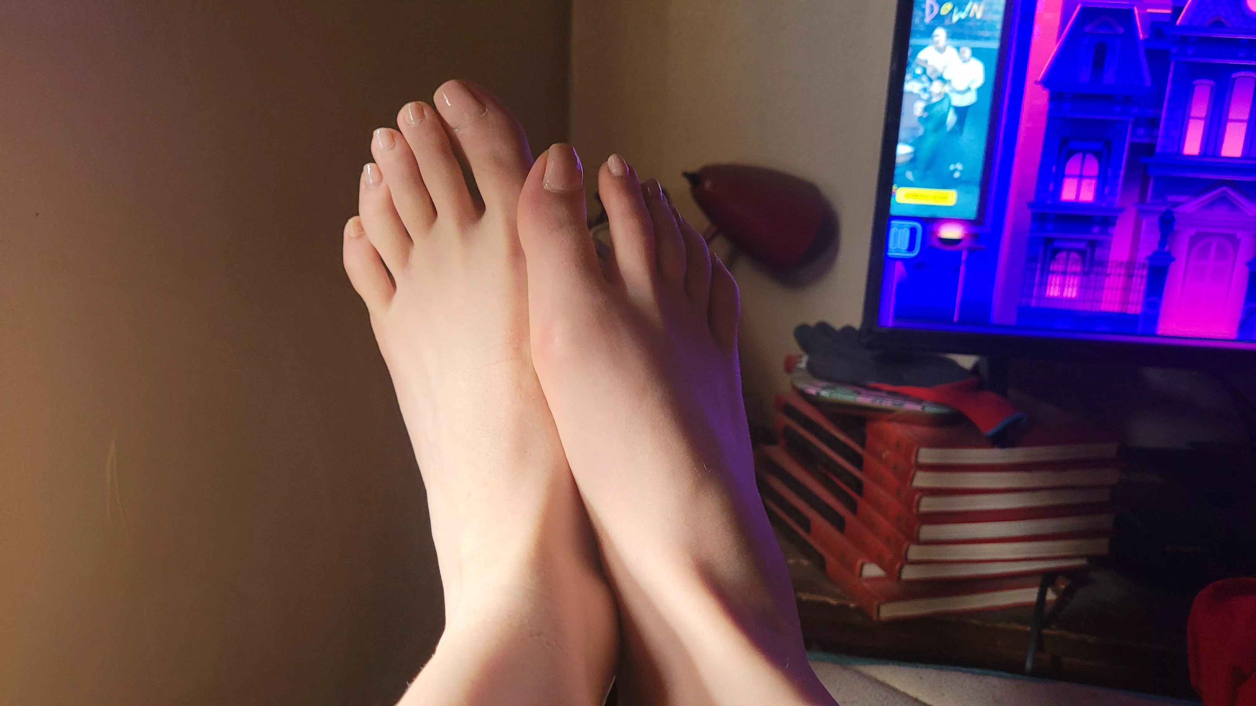 do my feet look lickable baby ?