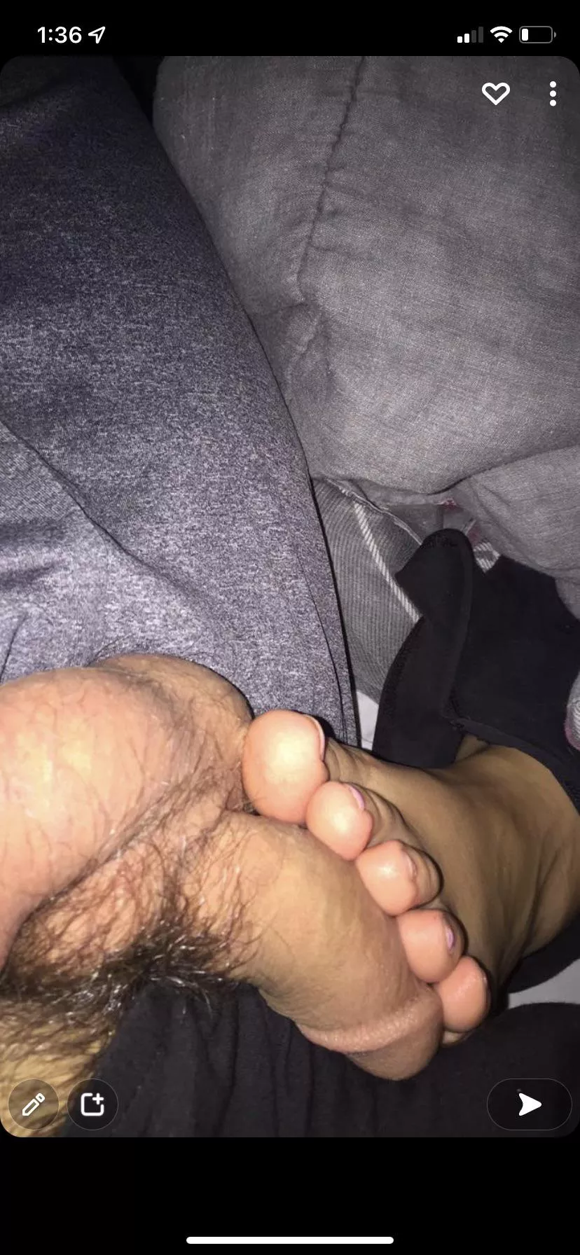 Do u wish it could be your dick under her soft toes?